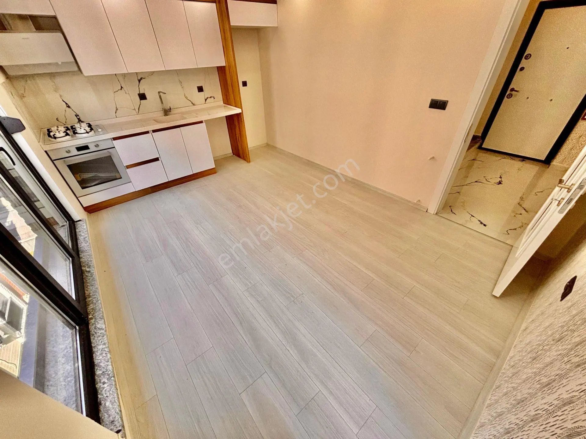 ꧁ay Emlaktan꧂akçay'da Denize Sadece 600 Mt Ebeveyn Banyolu Yazlık 3+1 Ultra Lüks Dublex Daire — fotoğraf 4