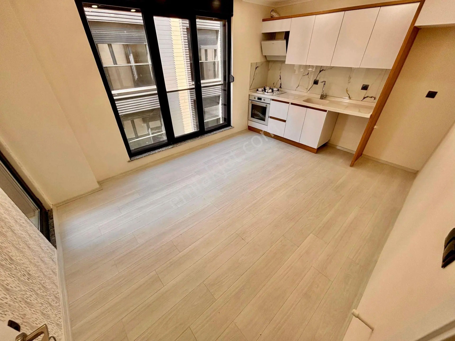 ꧁ay Emlaktan꧂akçay'da Denize Sadece 600 Mt Ebeveyn Banyolu Yazlık 3+1 Ultra Lüks Dublex Daire — fotoğraf 5