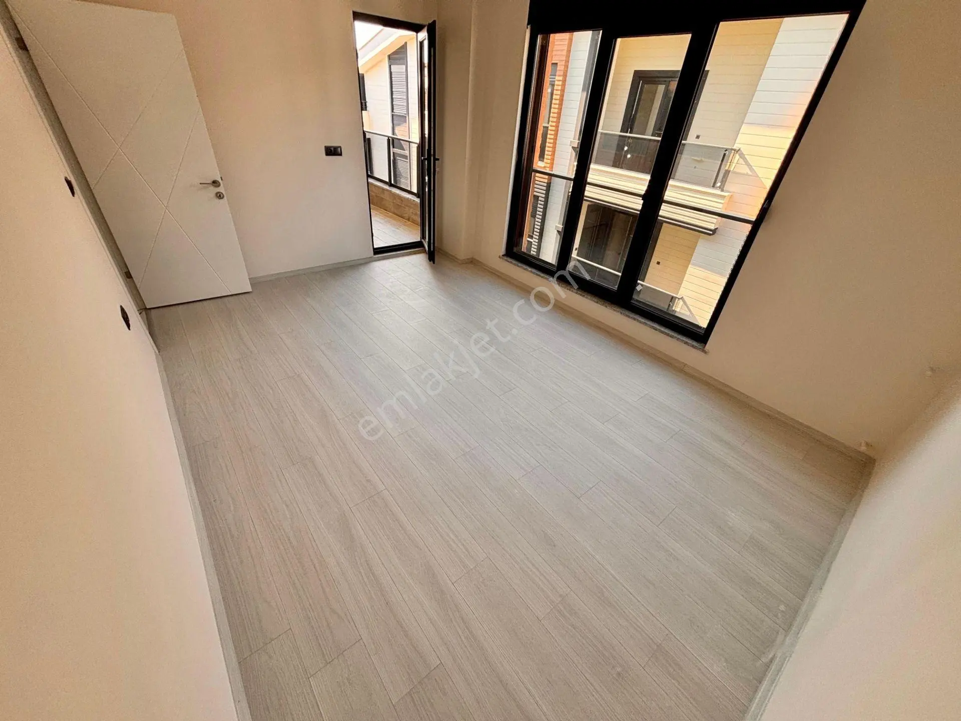꧁ay Emlaktan꧂akçay'da Denize Sadece 600 Mt Ebeveyn Banyolu Yazlık 3+1 Ultra Lüks Dublex Daire — fotoğraf 13
