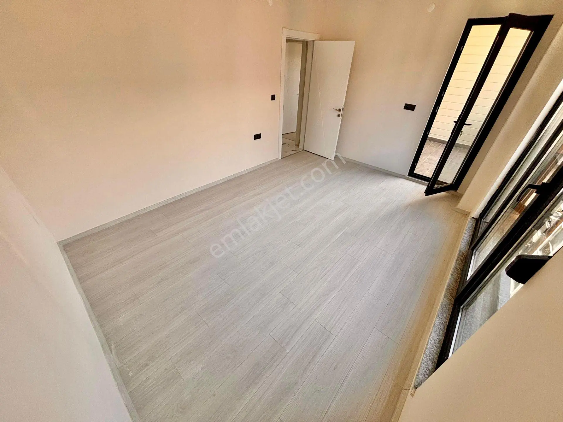 ꧁ay Emlaktan꧂akçay'da Denize Sadece 600 Mt Ebeveyn Banyolu Yazlık 3+1 Ultra Lüks Dublex Daire — fotoğraf 22