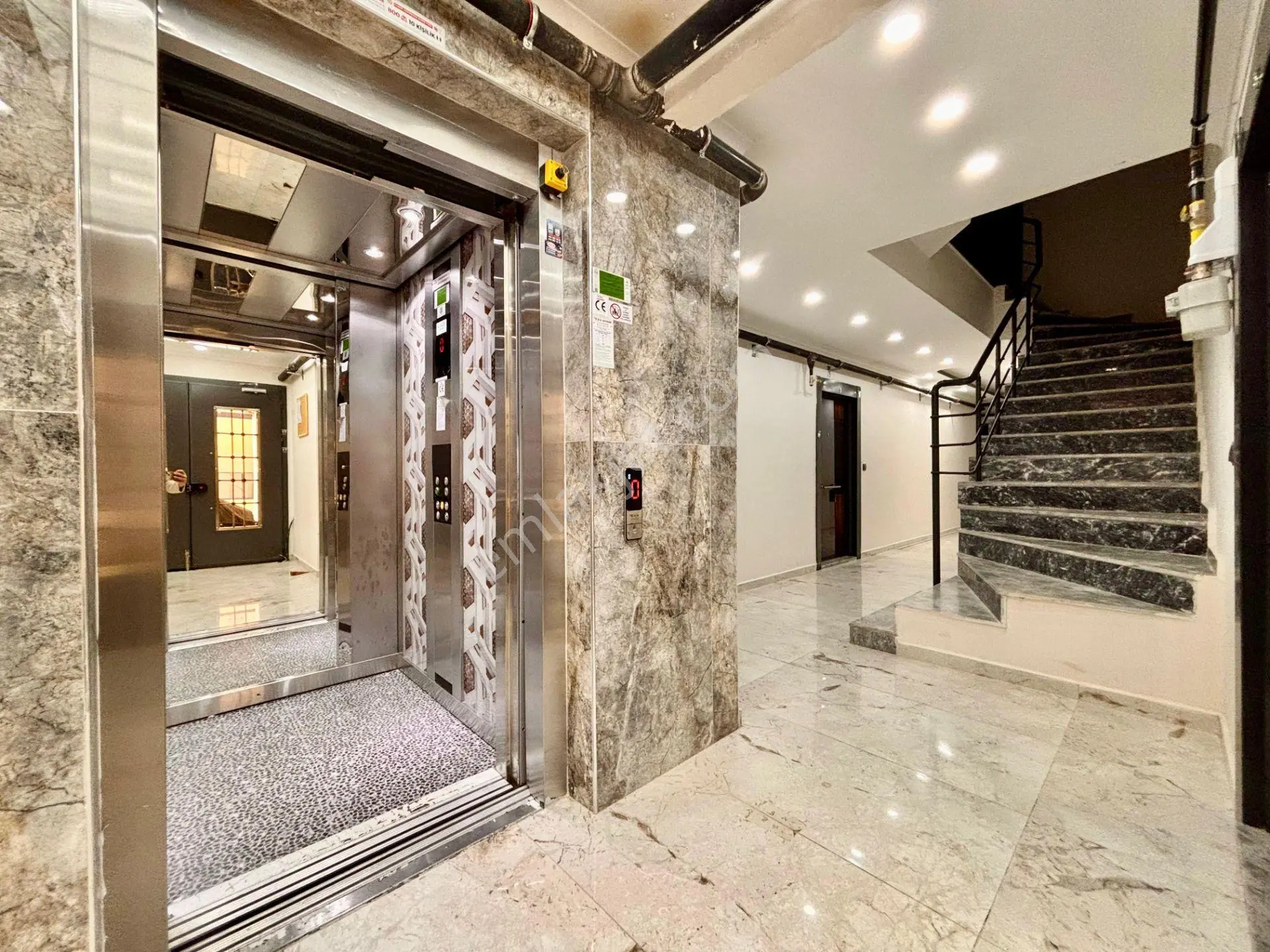 ꧁ay Emlaktan꧂akçay'da Denize Sadece 600 Mt Ebeveyn Banyolu Yazlık 3+1 Ultra Lüks Dublex Daire — fotoğraf 33
