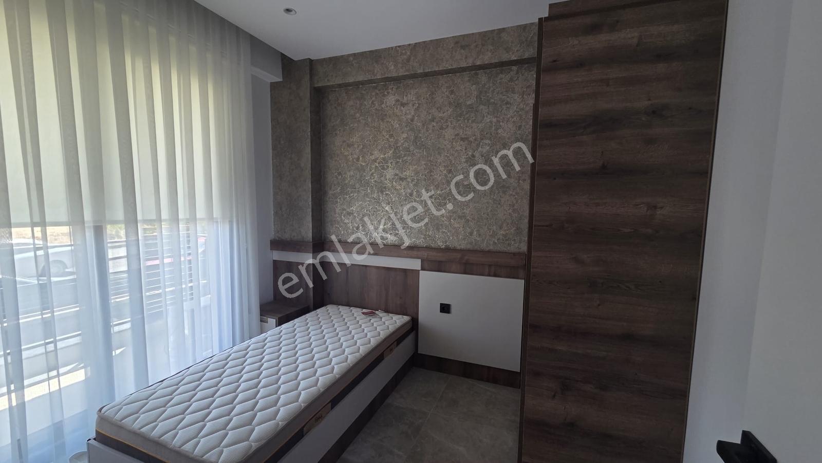 C21 Loft'tan Servergazi'de Havuzlu Sitede Eşyalı Satılık 2+1 — fotoğraf 8