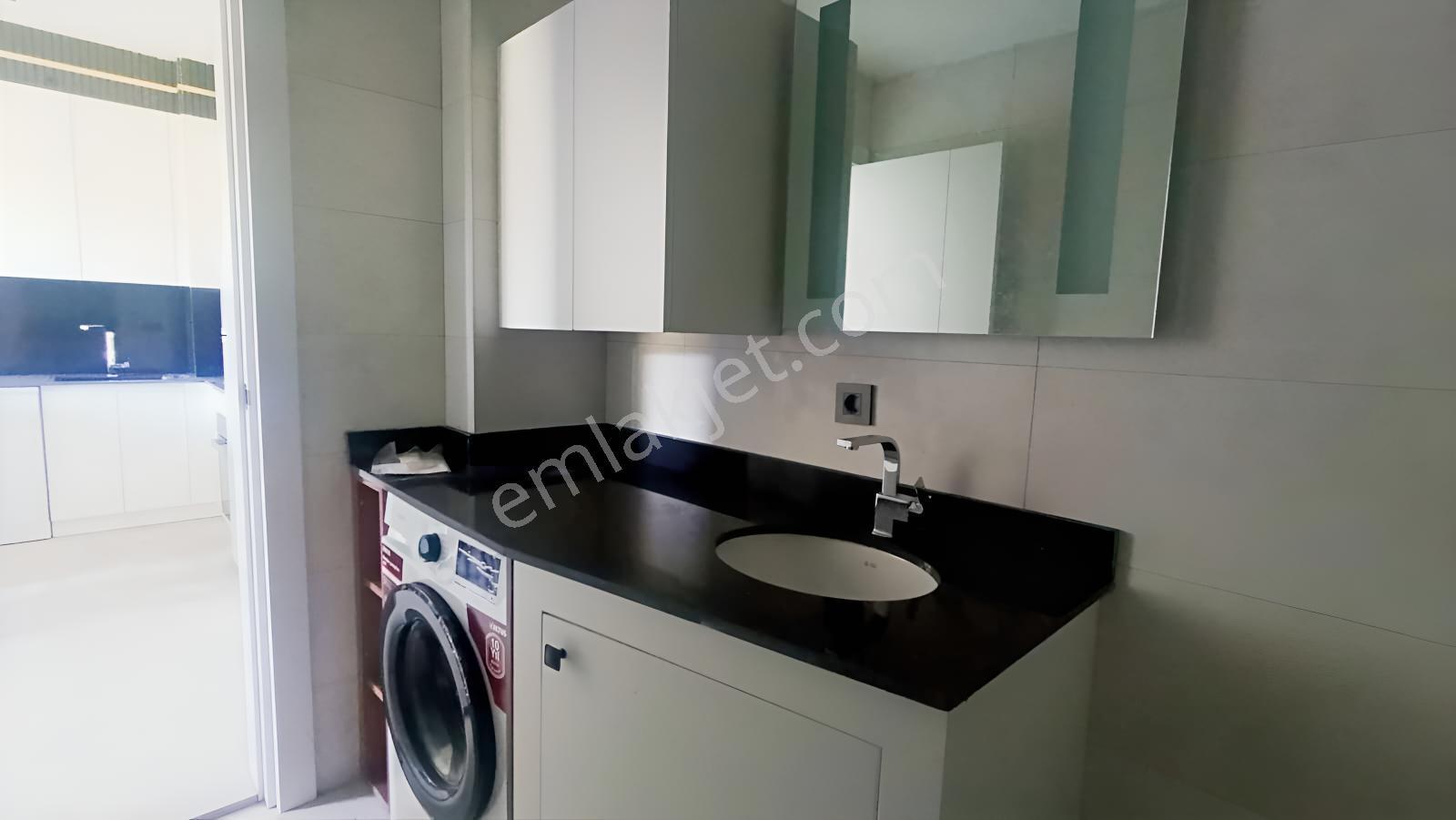 C21 Loft'tan Servergazi'de Havuzlu Sitede Eşyalı Satılık 2+1 — fotoğraf 15
