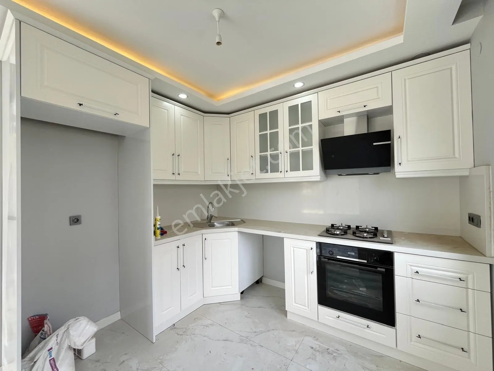 ▀güçten Gürede Geniş Bahçeli Denize 450 Metre Sıfır Lüx 3+1villa — fotoğraf 4