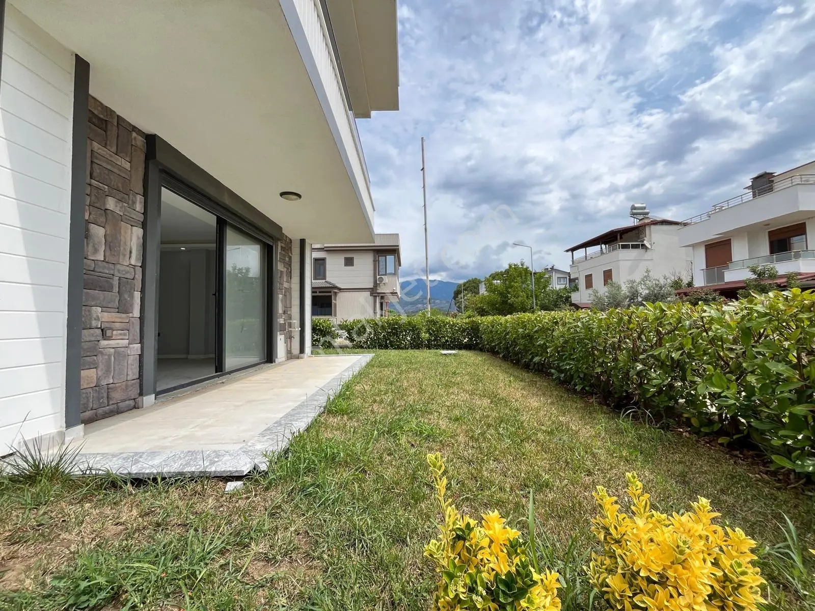 ▀güçten Gürede Geniş Bahçeli Denize 450 Metre Sıfır Lüx 3+1villa — fotoğraf 11