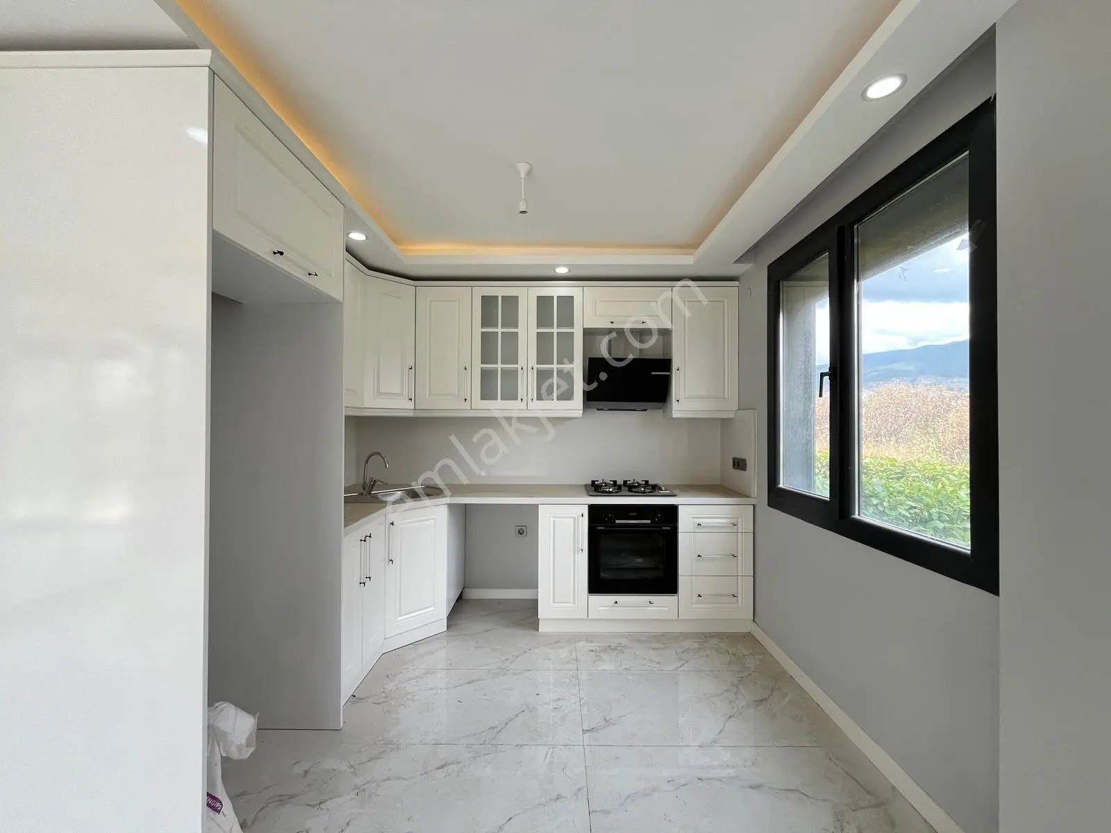 ▀güçten Gürede Geniş Bahçeli Denize 450 Metre Sıfır Lüx 3+1villa — fotoğraf 12