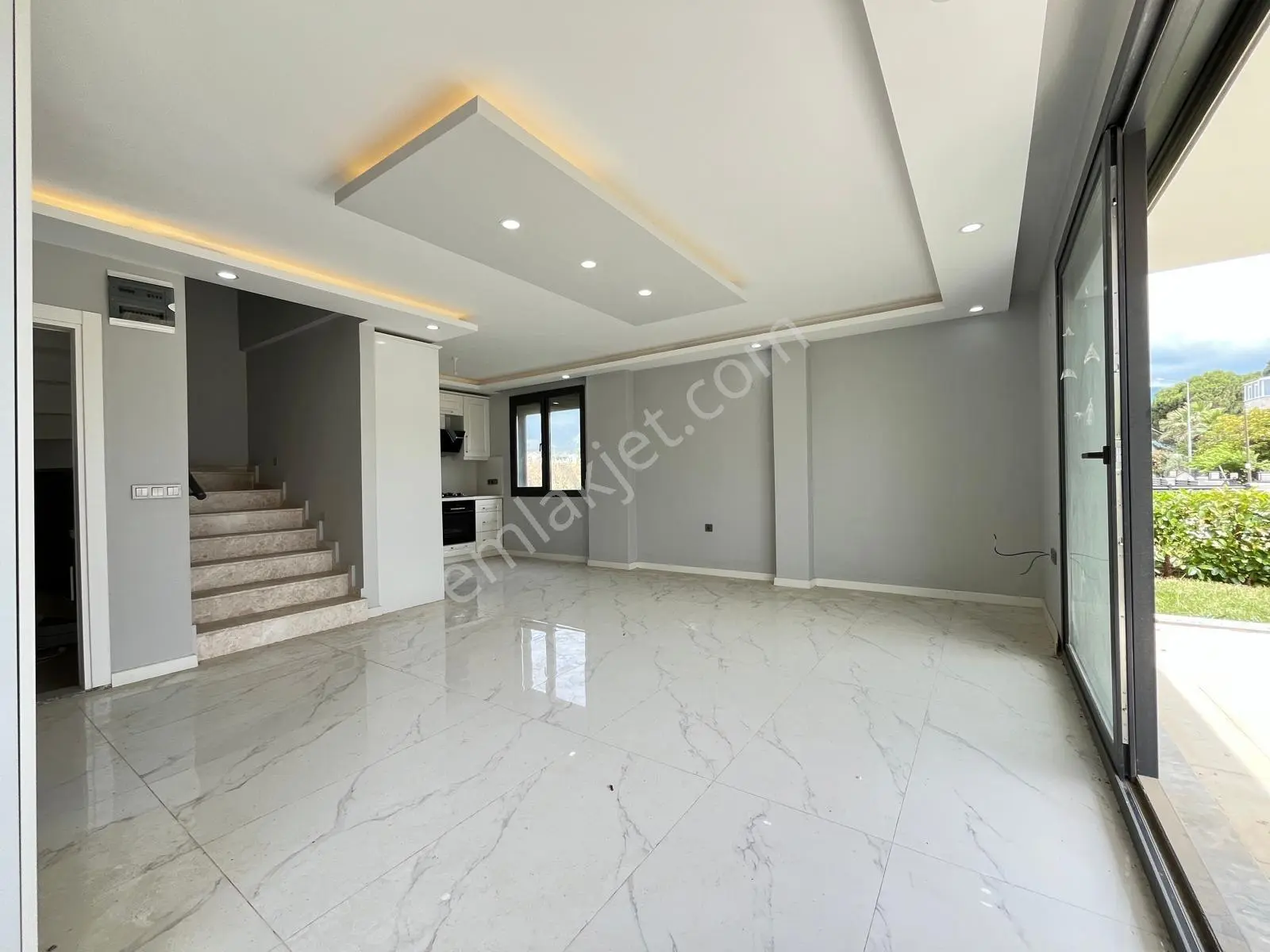 ▀güçten Gürede Geniş Bahçeli Denize 450 Metre Sıfır Lüx 3+1villa — fotoğraf 19
