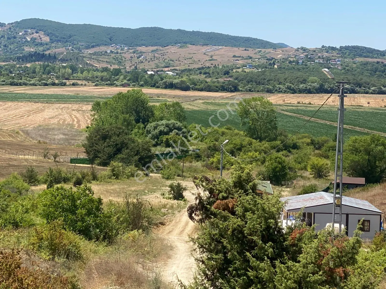 İstanbulağva. Bucaklıda Acil Satılık Mustakil Tapulu Arsa — fotoğraf 3
