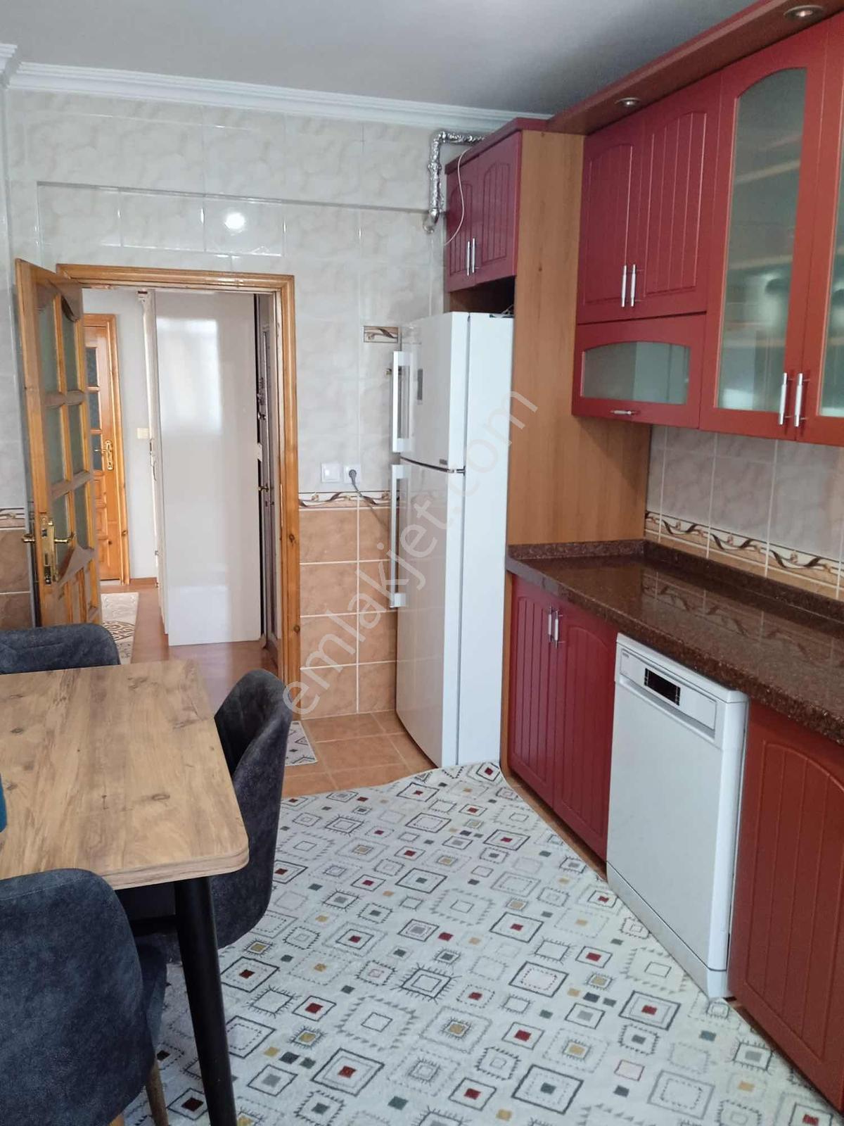 Merkezi Konumlu Merve Mah Satılık Daire! — fotoğraf 4