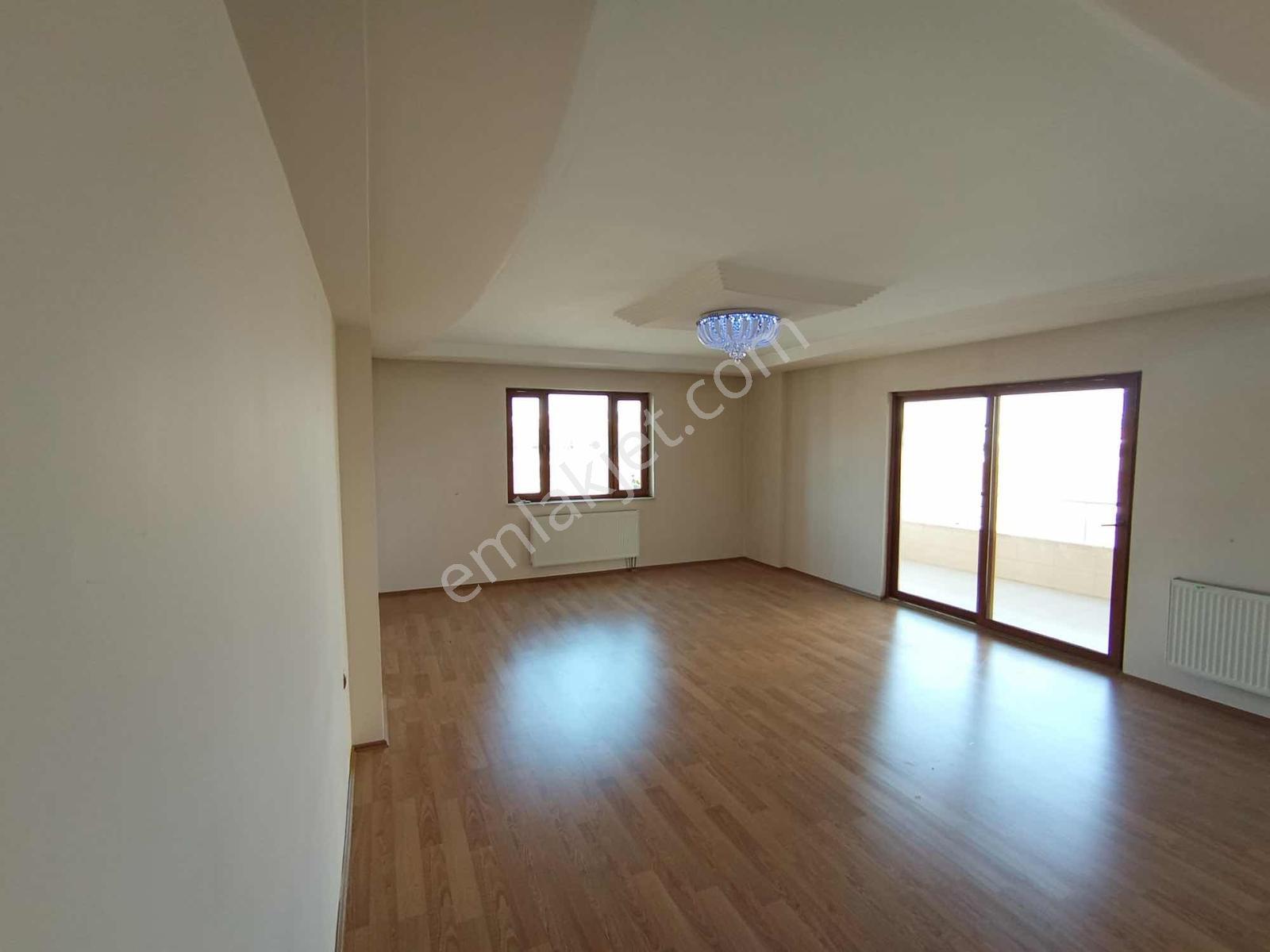 Bağcılar Bölgesi Aramtigran Bulvarı Cıvarı 4+1 Satılık Daire — fotoğraf 4