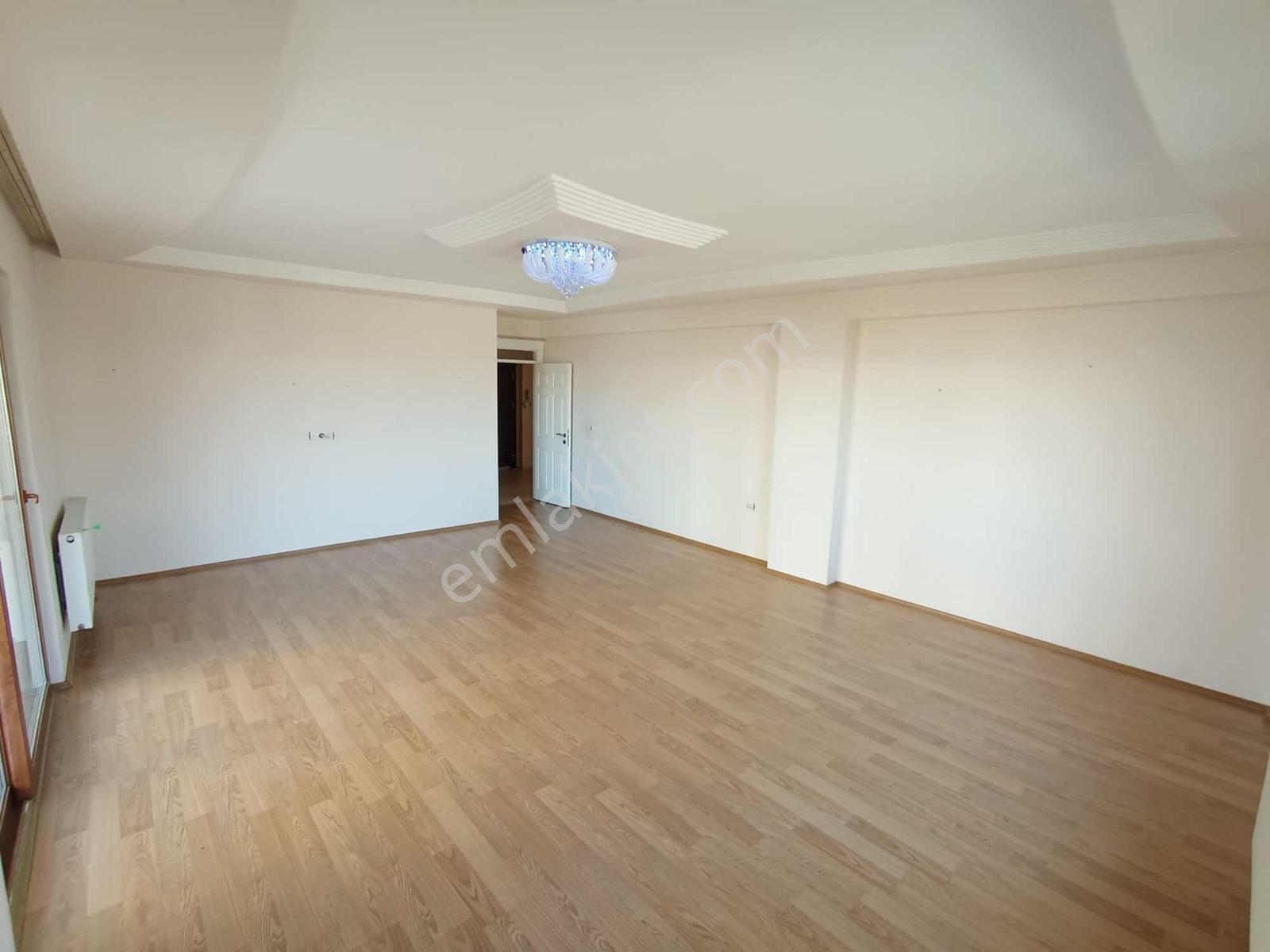 Bağcılar Bölgesi Aramtigran Bulvarı Cıvarı 4+1 Satılık Daire — fotoğraf 20