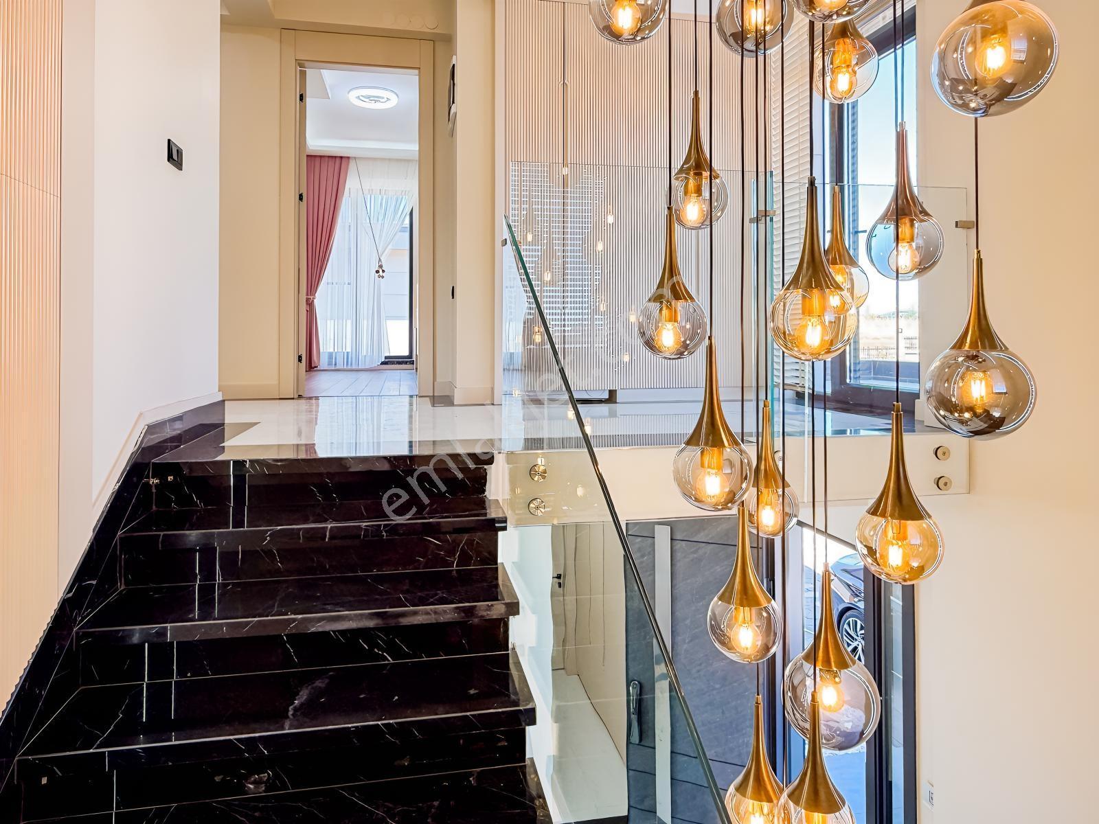 Hacılar Site İçinde 4+1 Villa 750 M2 Arsa 500 M2 Bahçeli — fotoğraf 14
