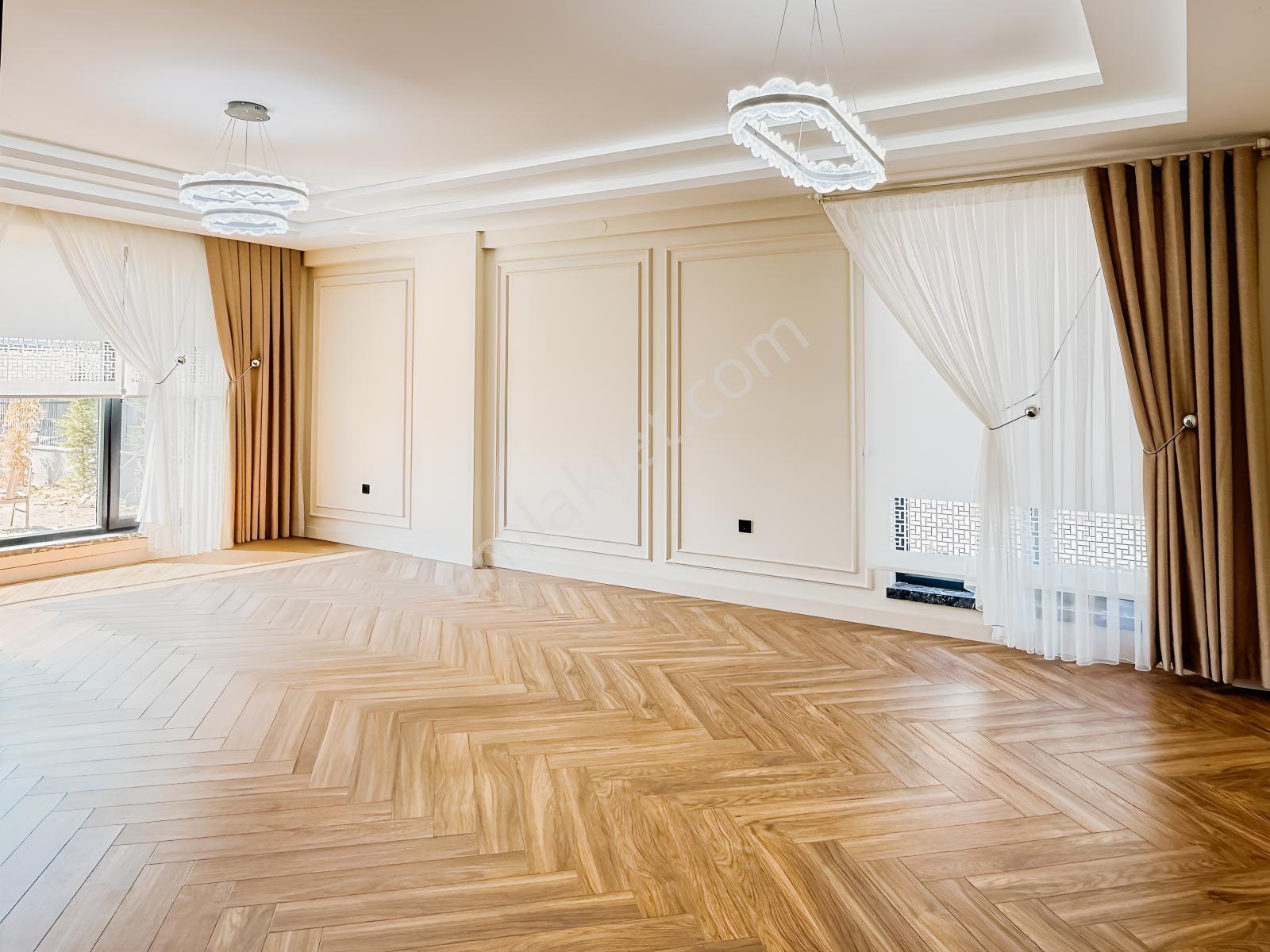 Hacılar Site İçinde 4+1 Villa 750 M2 Arsa 500 M2 Bahçeli — fotoğraf 17