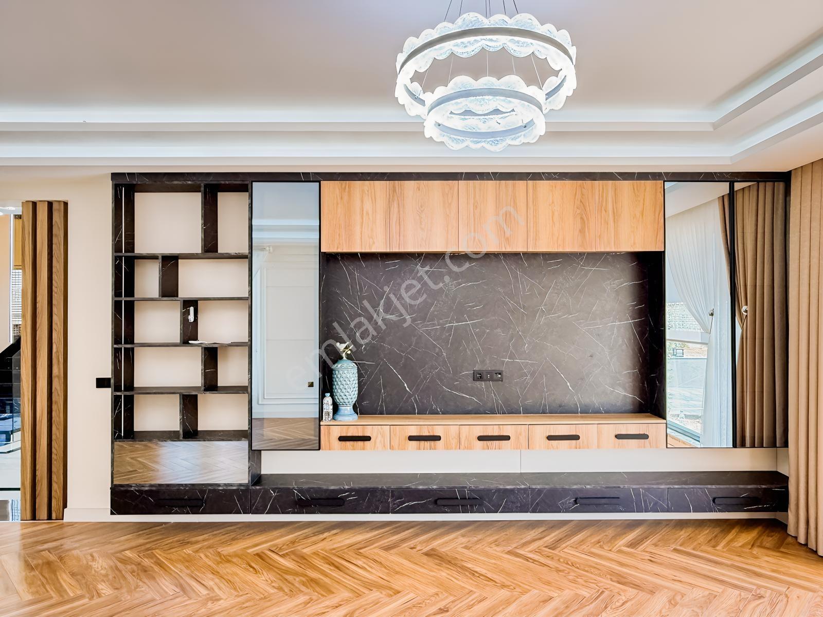 Hacılar Site İçinde 4+1 Villa 750 M2 Arsa 500 M2 Bahçeli — fotoğraf 18