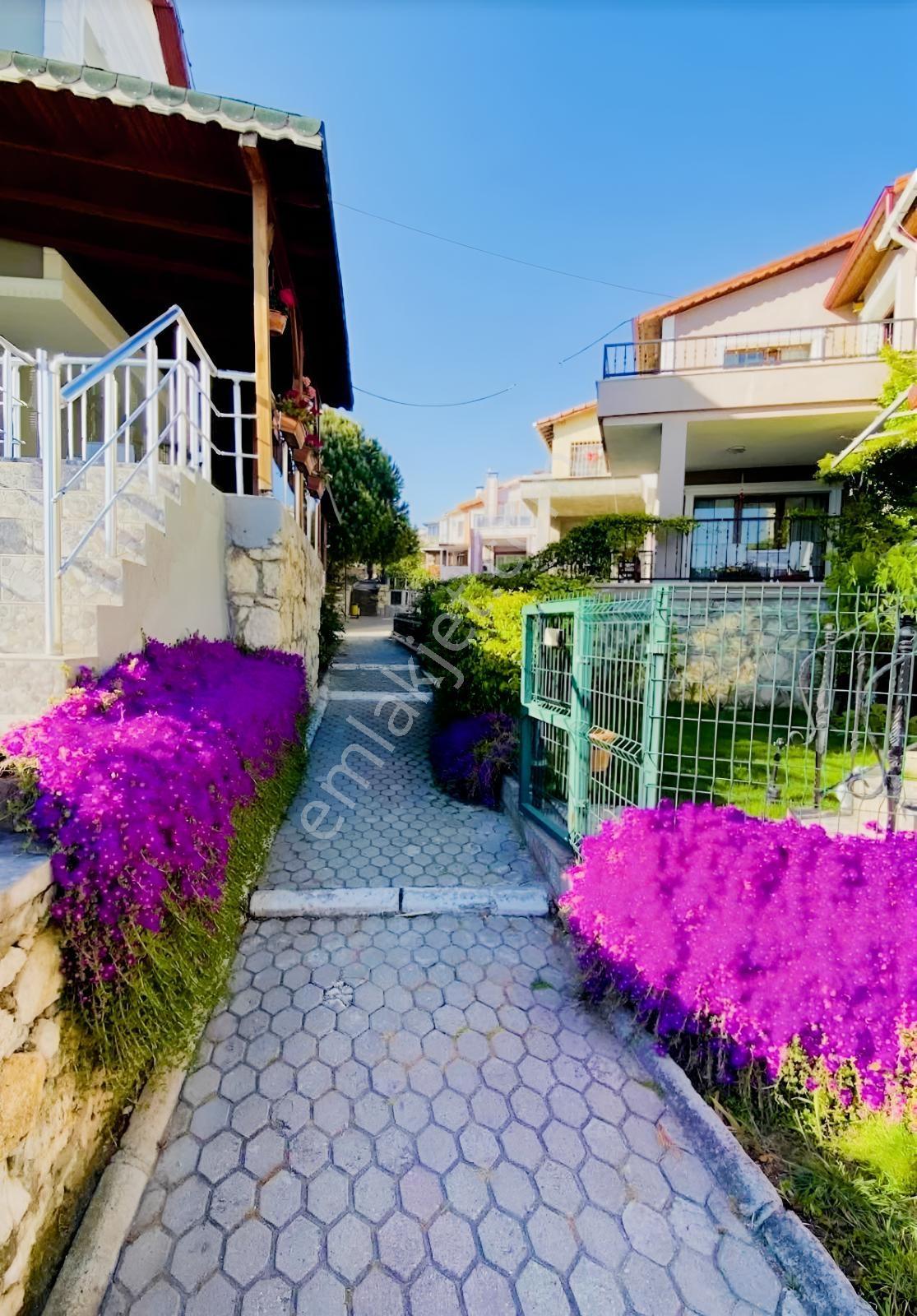 Beylikdüzü Sahil Mahallesi Denize Sıfır 6+1 Satılık Villa — fotoğraf 4