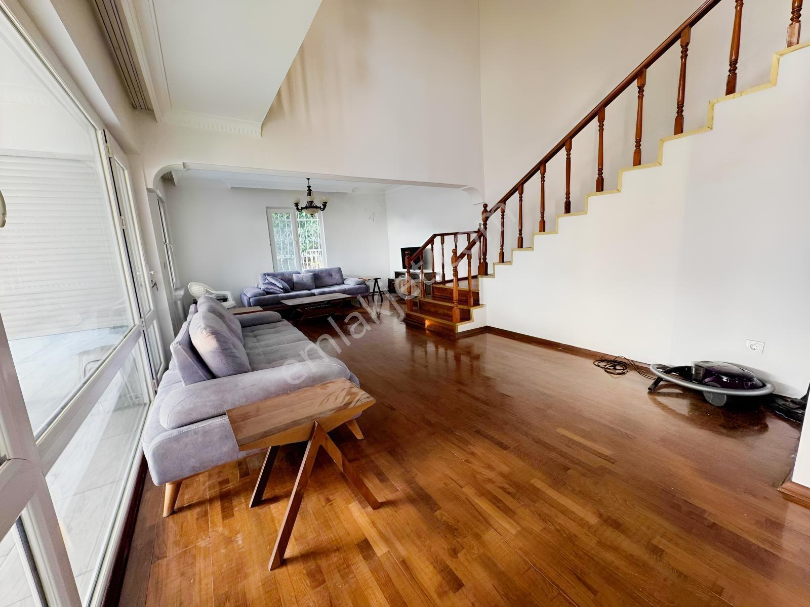 Beylikdüzü Sahil Mahallesi Denize Sıfır 6+1 Satılık Villa — fotoğraf 19