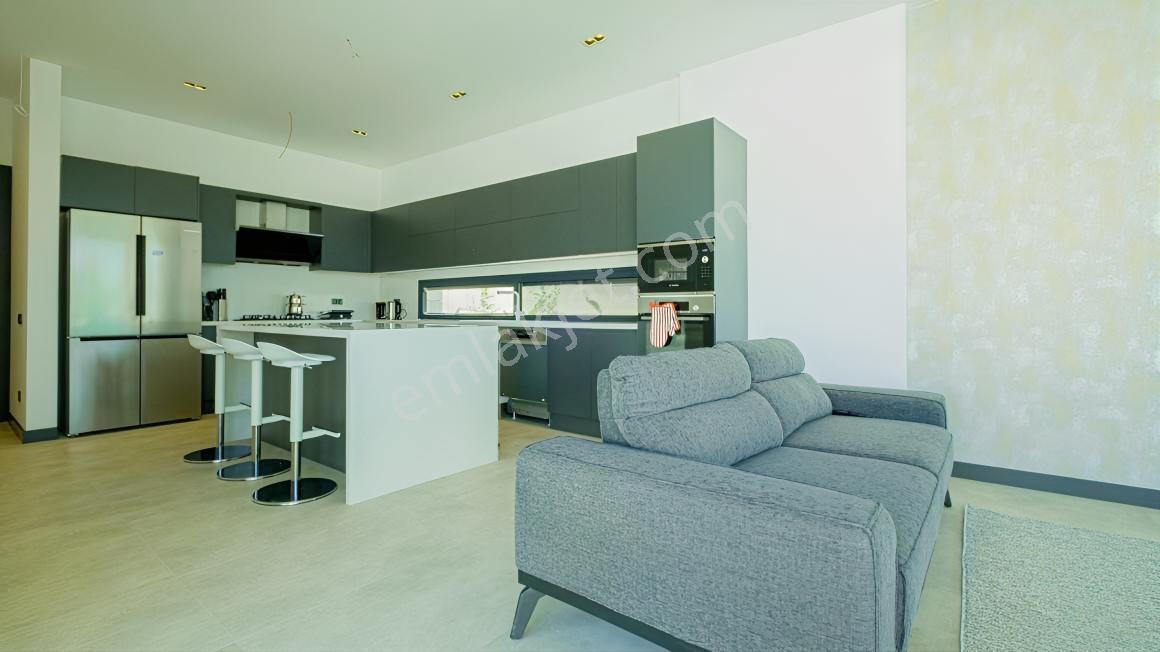 Yalıkavak'ta 550 M2 Arsa İçerisinde 3+1 Tek Katlı Lüx Villa ! — fotoğraf 9