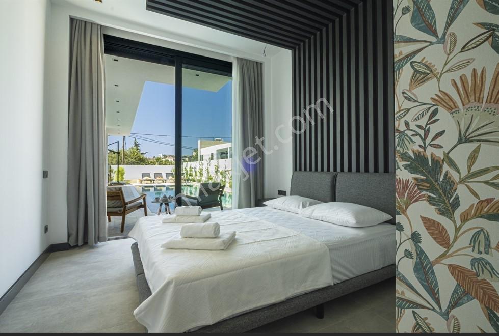 Yalıkavak'ta 550 M2 Arsa İçerisinde 3+1 Tek Katlı Lüx Villa ! — fotoğraf 15