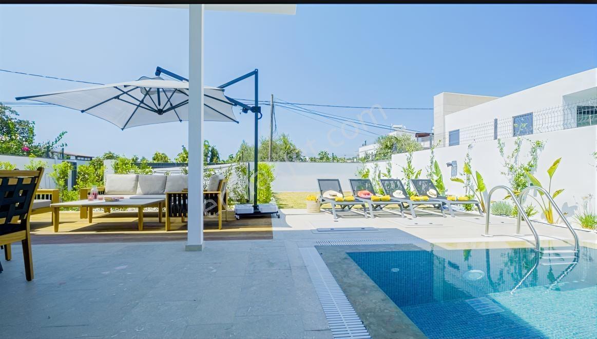 Yalıkavak'ta 550 M2 Arsa İçerisinde 3+1 Tek Katlı Lüx Villa ! — fotoğraf 24