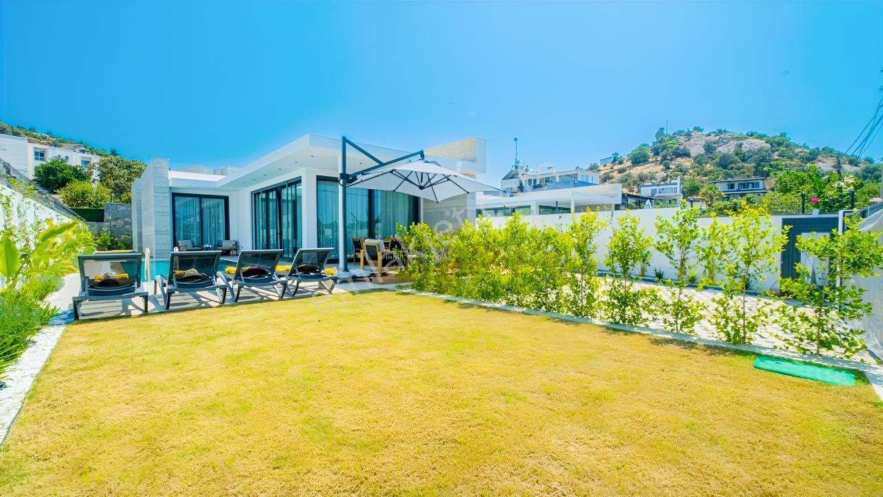 Yalıkavak'ta 550 M2 Arsa İçerisinde 3+1 Tek Katlı Lüx Villa ! — fotoğraf 25