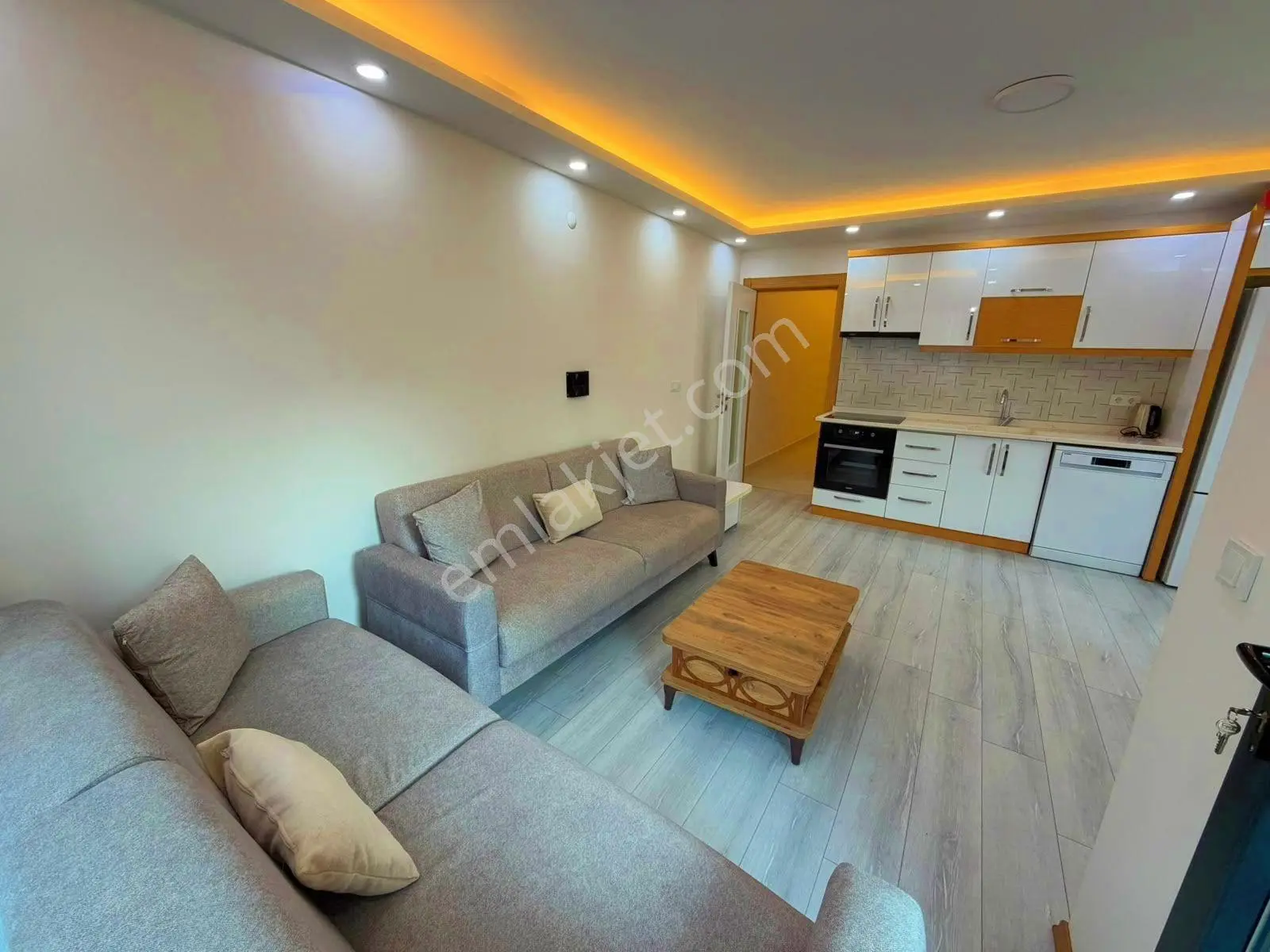 Didim Efeler 'de Emin Oto Arkasında Satılık Eşyalı 2+1 Daire — fotoğraf 5