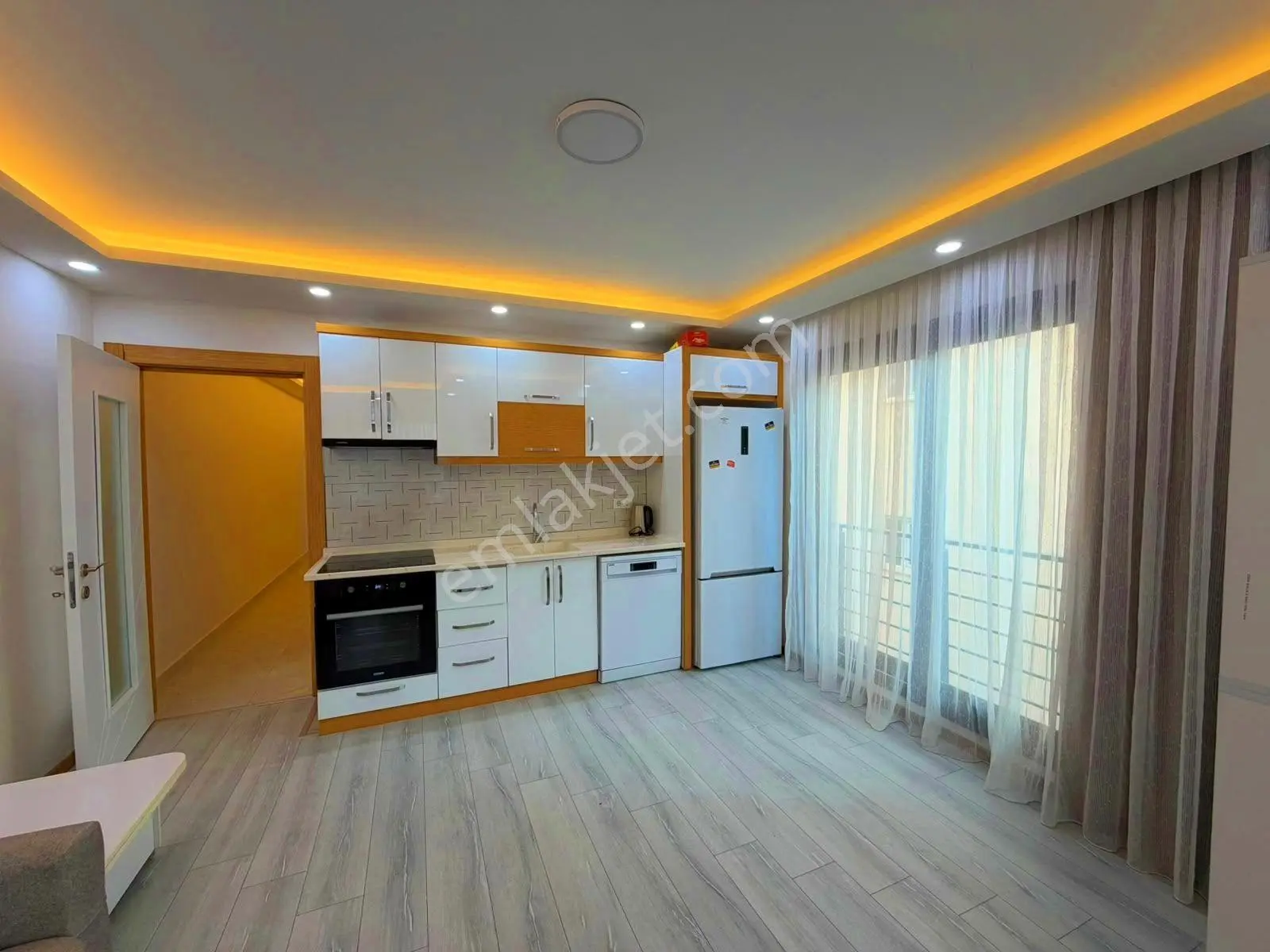 Didim Efeler 'de Emin Oto Arkasında Satılık Eşyalı 2+1 Daire — fotoğraf 6