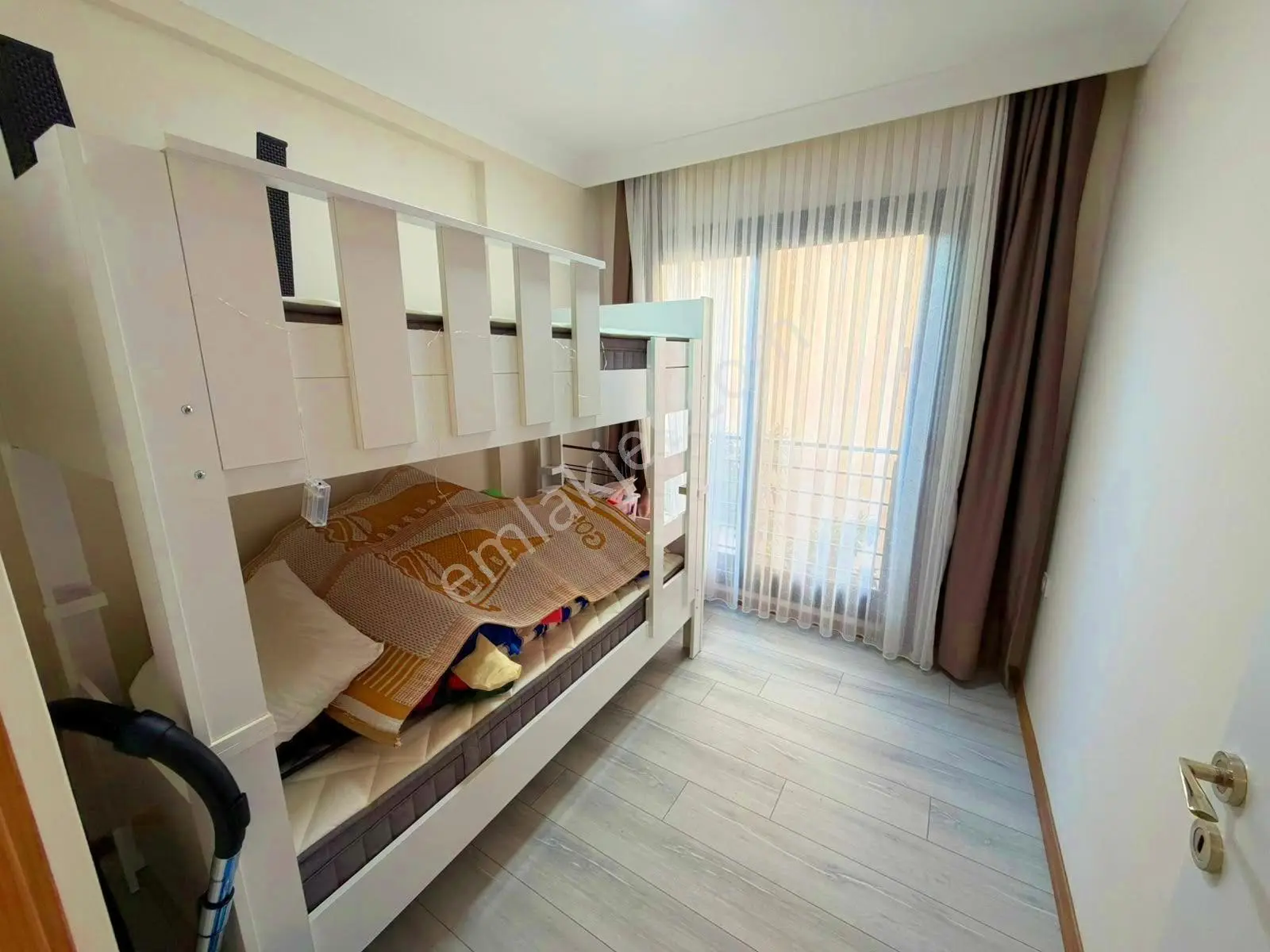 Didim Efeler 'de Emin Oto Arkasında Satılık Eşyalı 2+1 Daire — fotoğraf 17