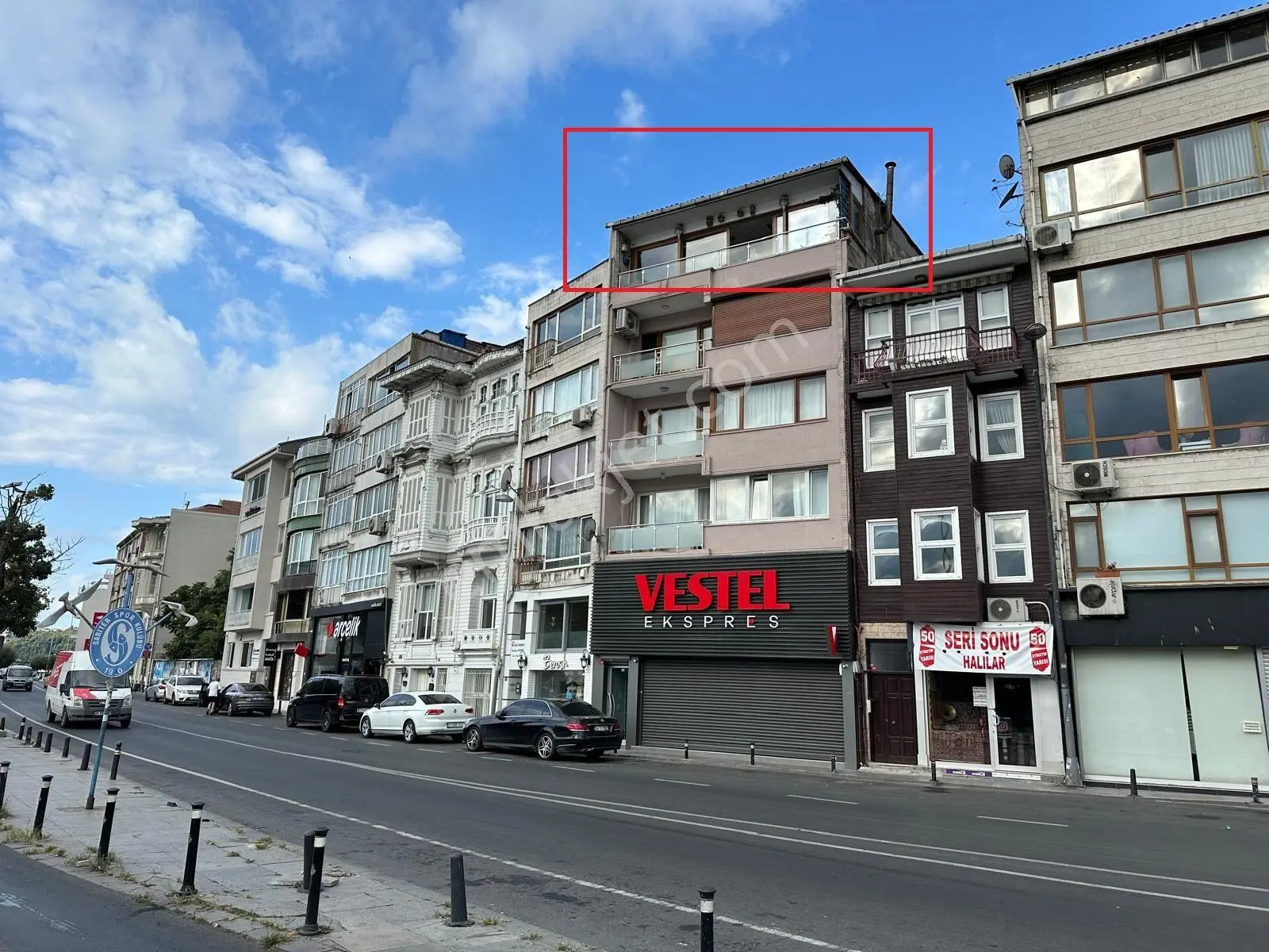 Sarıyer Boğaz Manzaralı Satılık 2+1 Yol Yalı Dairesi — fotoğraf 2