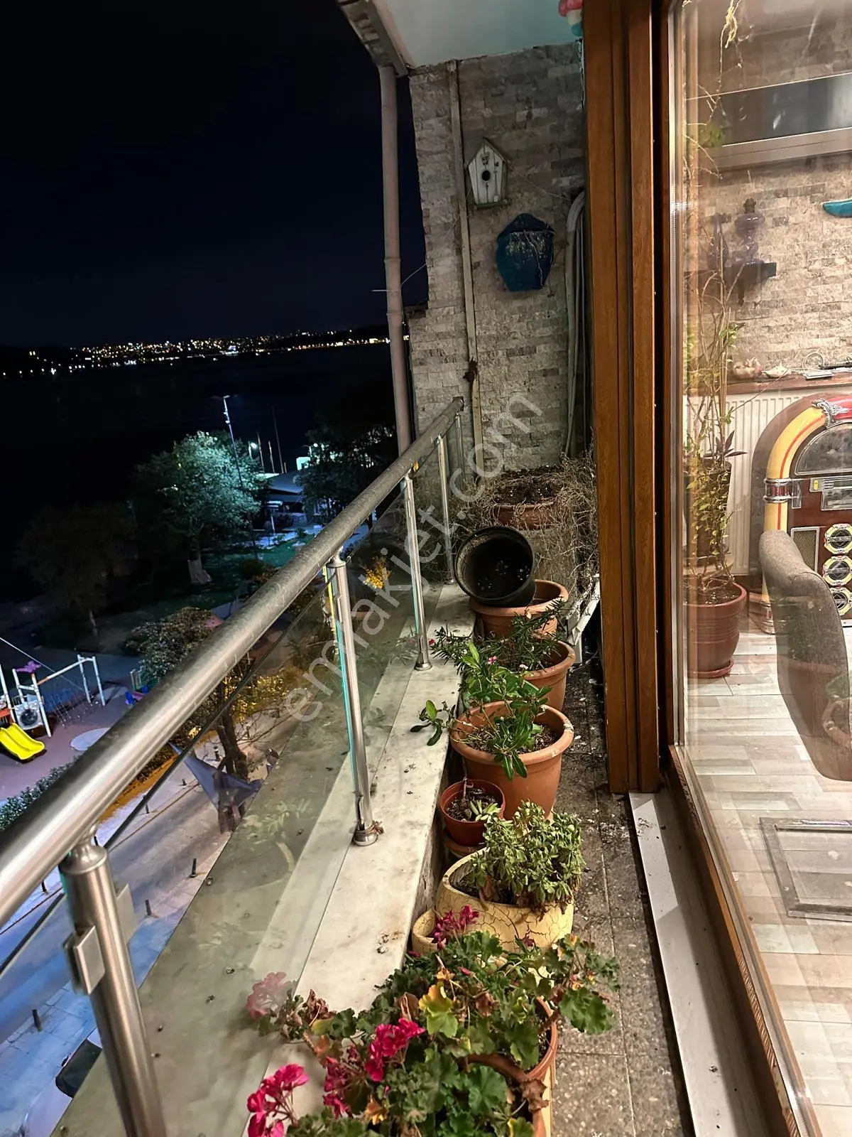 Sarıyer Boğaz Manzaralı Satılık 2+1 Yol Yalı Dairesi — fotoğraf 7
