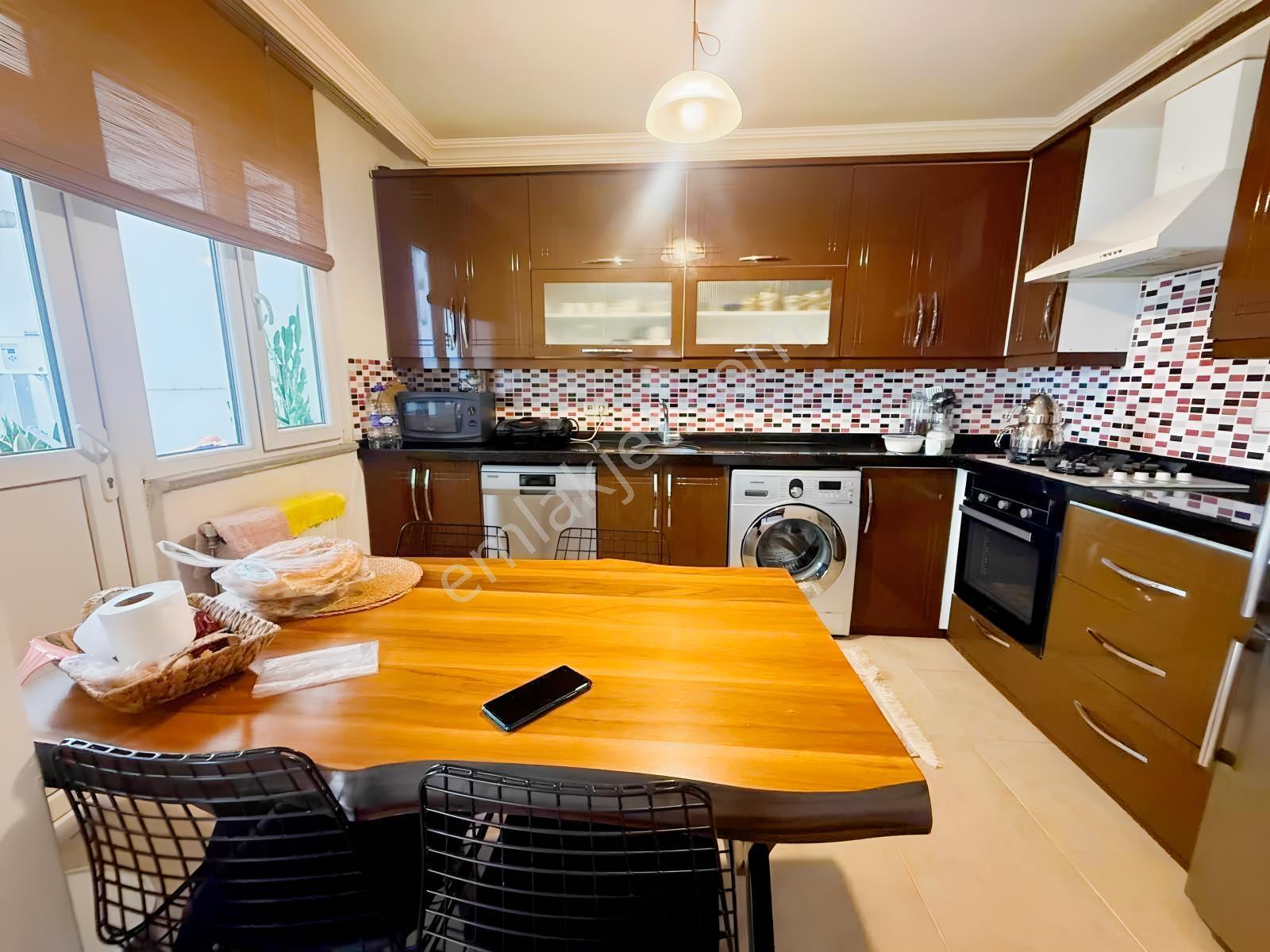 Reksa'dan Evkaf Mh Deniz Manzaralı 3+1 Satılık Daire — fotoğraf 4
