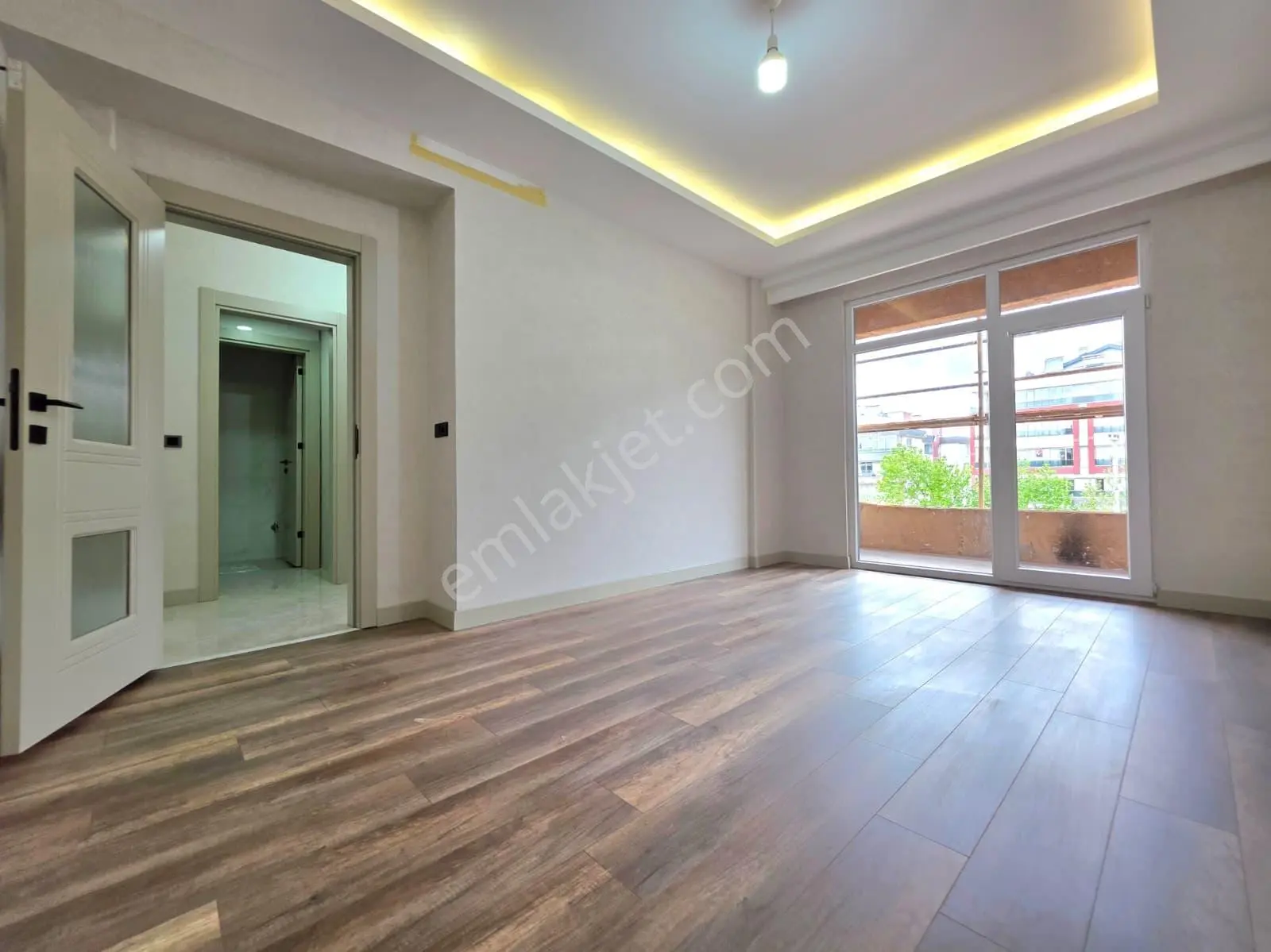 Yüksel Şahin'den Piri Reis Tramvay Durağı Civarı Sıfır 2+1 Daire — fotoğraf 6