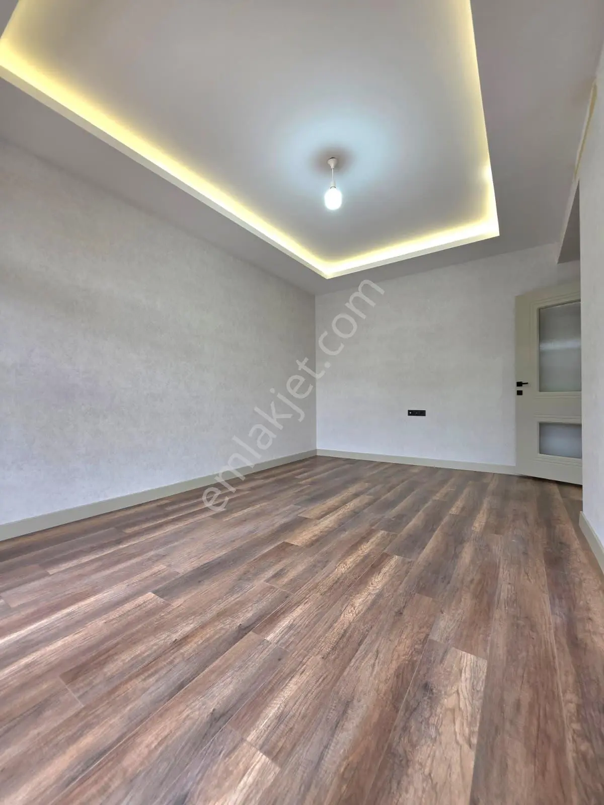 Yüksel Şahin'den Piri Reis Tramvay Durağı Civarı Sıfır 2+1 Daire — fotoğraf 10