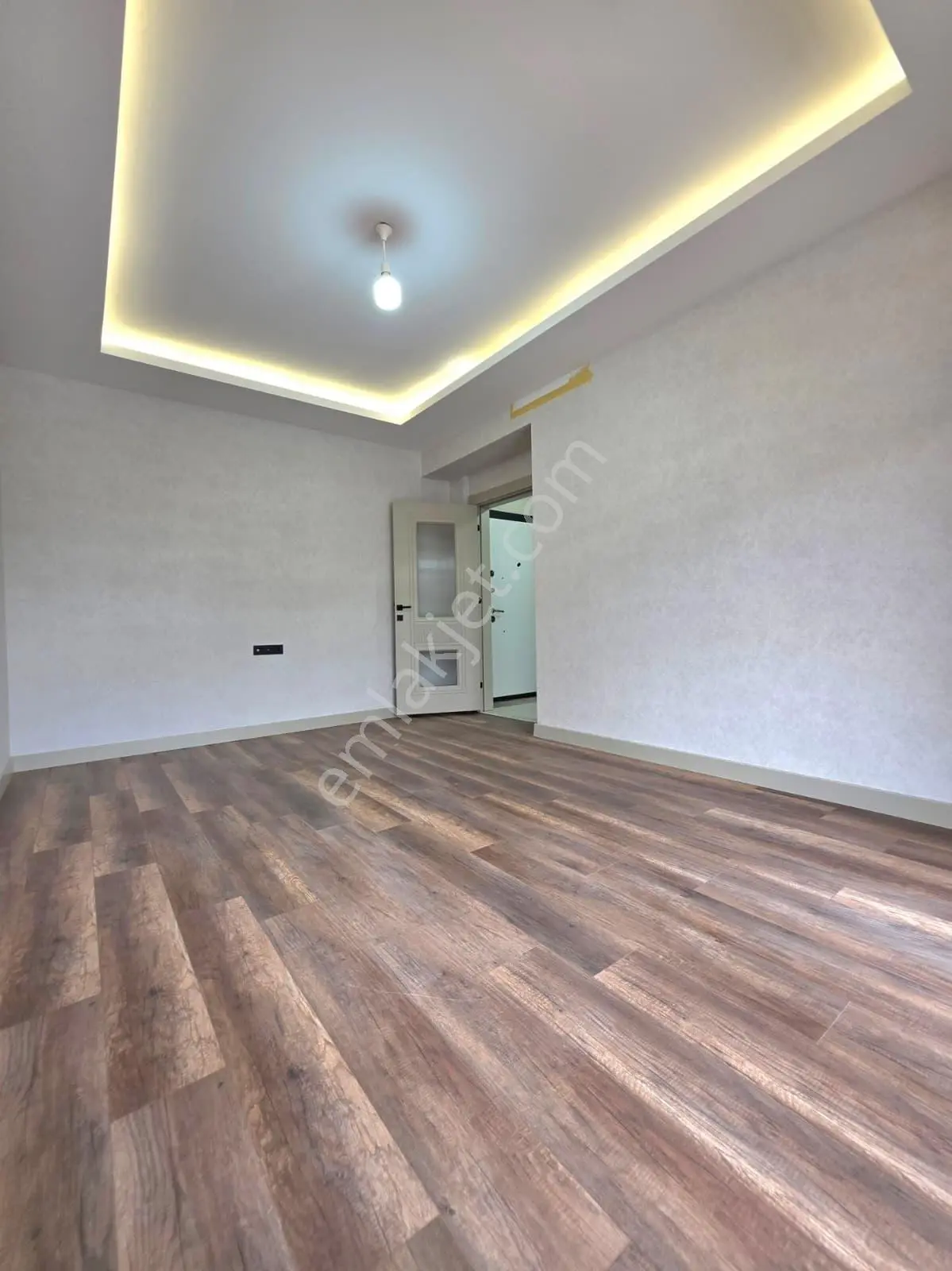 Yüksel Şahin'den Piri Reis Tramvay Durağı Civarı Sıfır 2+1 Daire — fotoğraf 11