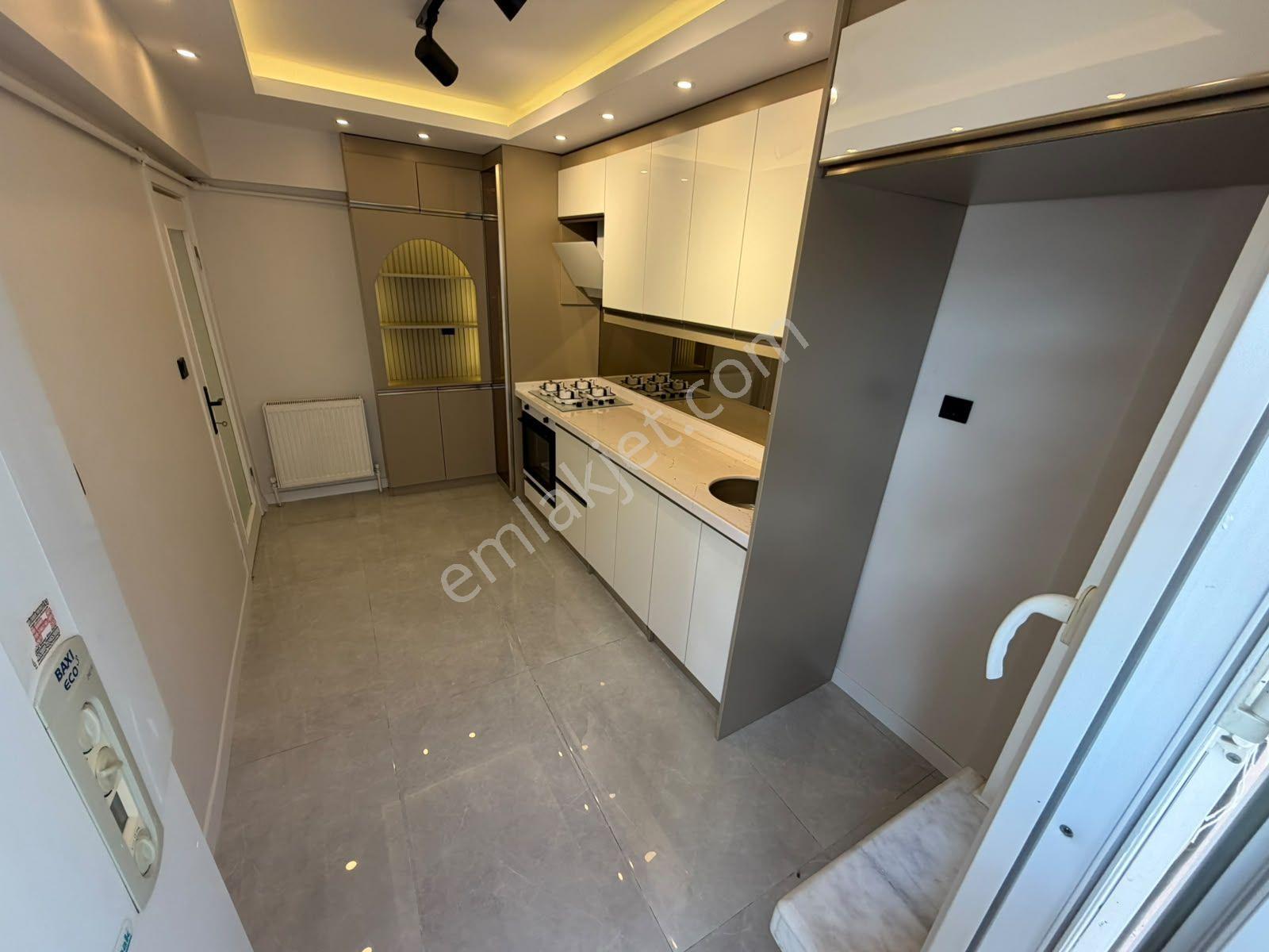 !!hayal'den Plevnede Yapılı Geniş Çift Balkonlu Lütra Lüx Yapıda Daire!! — fotoğraf 2