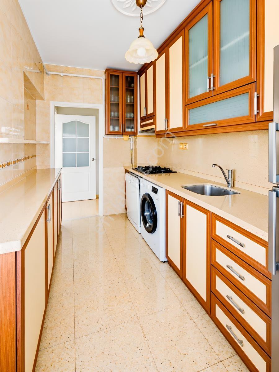 Vesile'den Doğalgazlı Cadde Üzeri 3+1 — fotoğraf 6