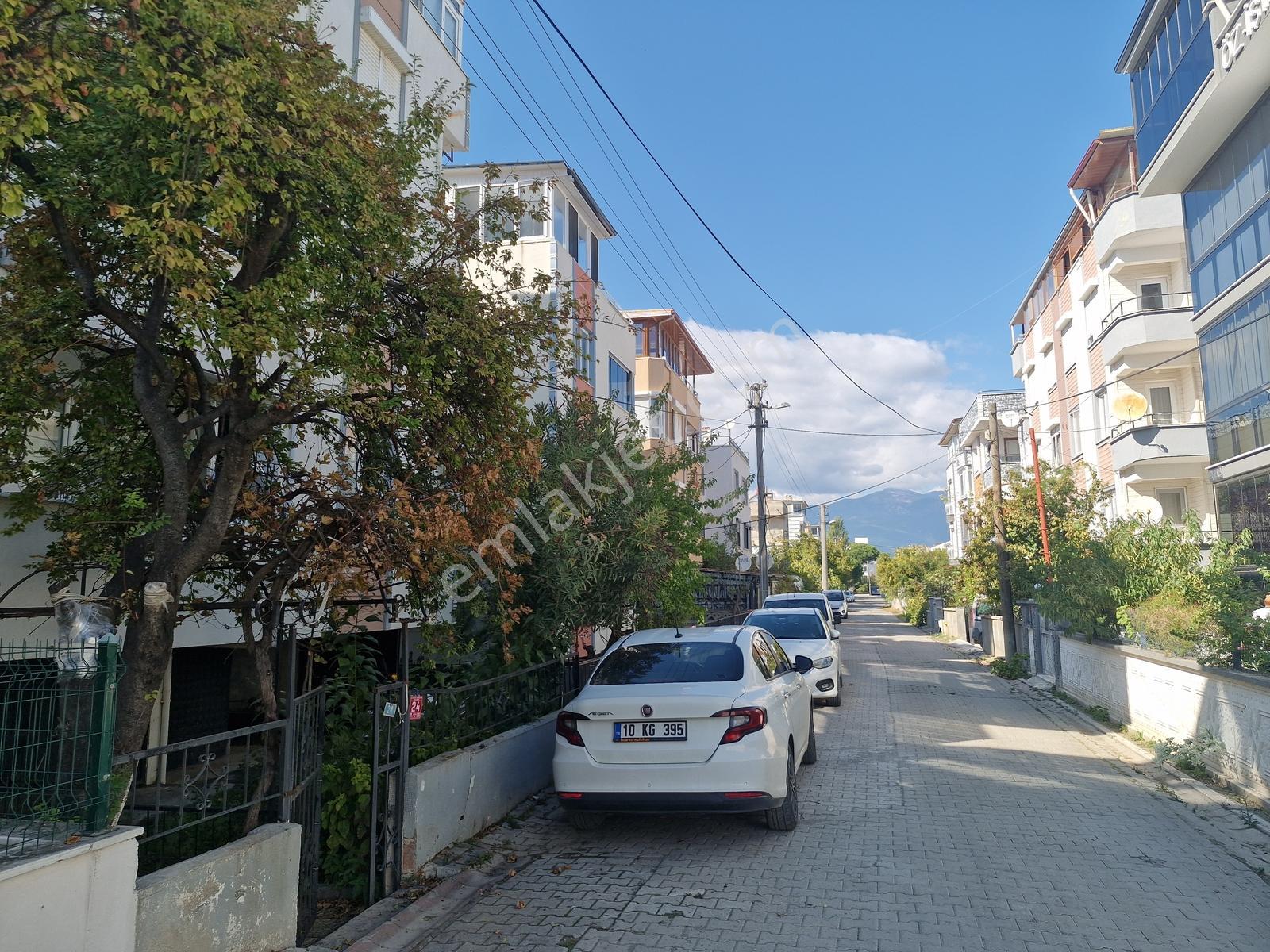 Eu Gayrimenkul'den Altınkum'da Yüksek Giriş Doğalgazlı 2+1 Daire — fotoğraf 2