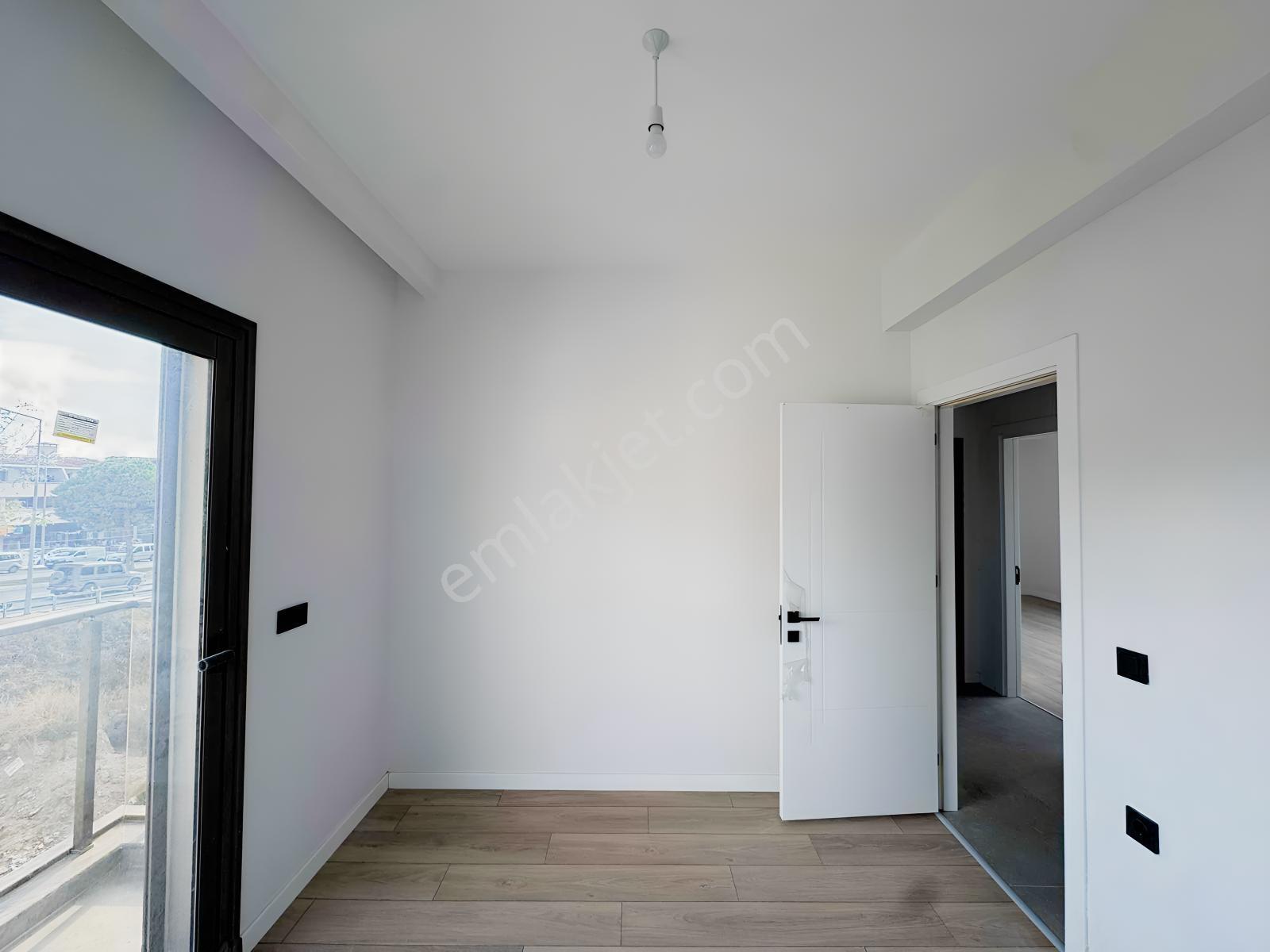 Yiğit Gayrimenkul'den Çeşme Merkez Musalla'da Sıfır 2+1 Daire — fotoğraf 23