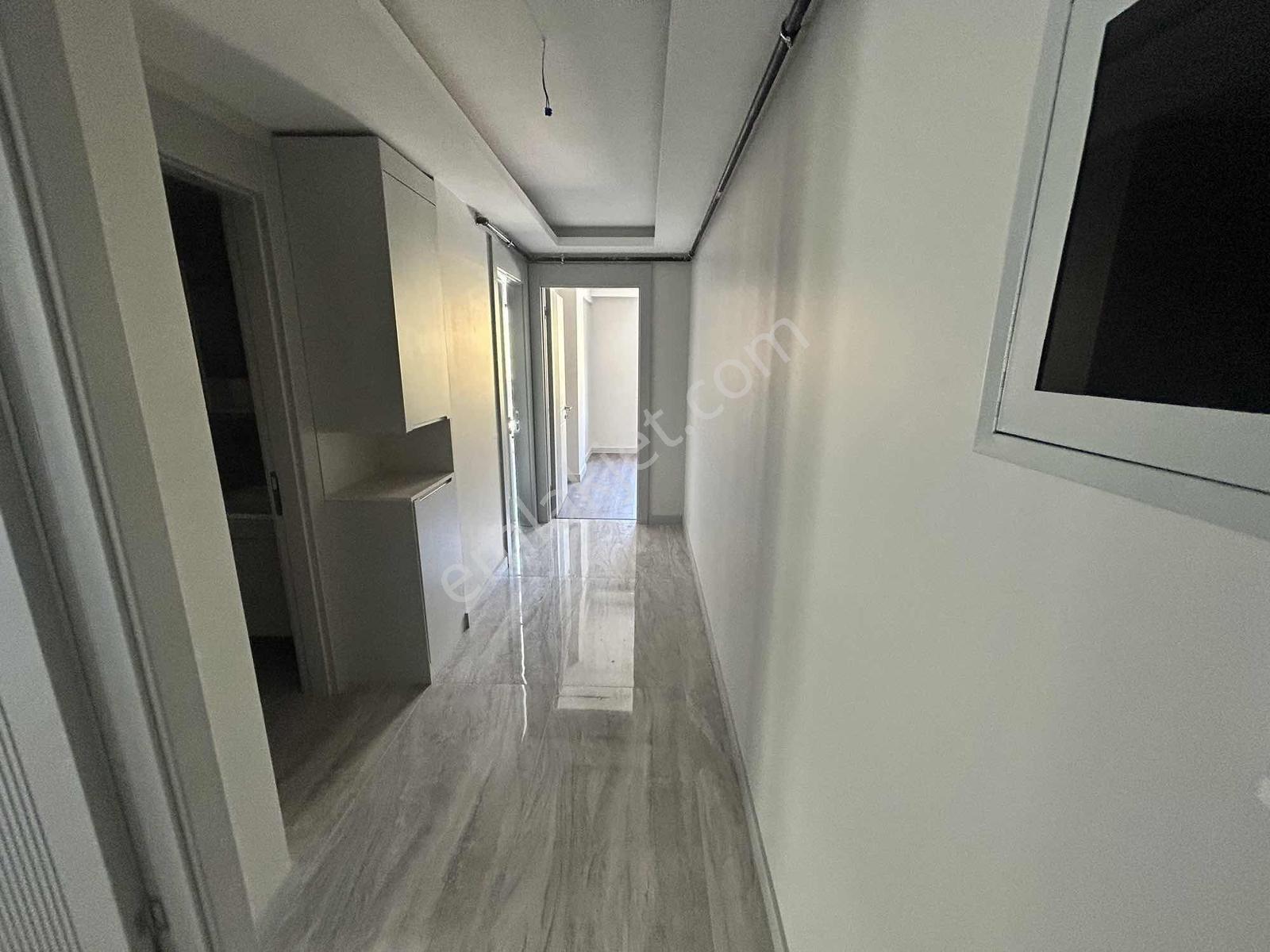 Ankalife'tan Metro Yakını Satılık 2+1 Daire — fotoğraf 11