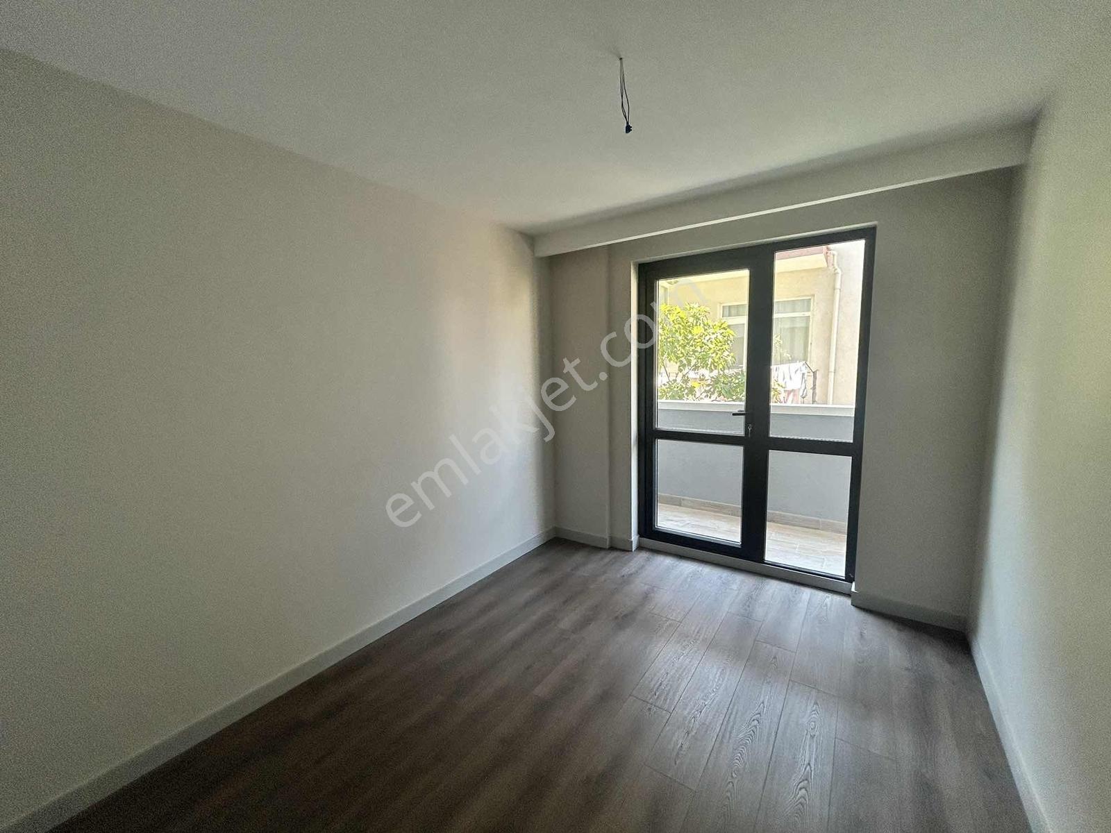 Ankalife'tan Metro Yakını Satılık 2+1 Daire — fotoğraf 13