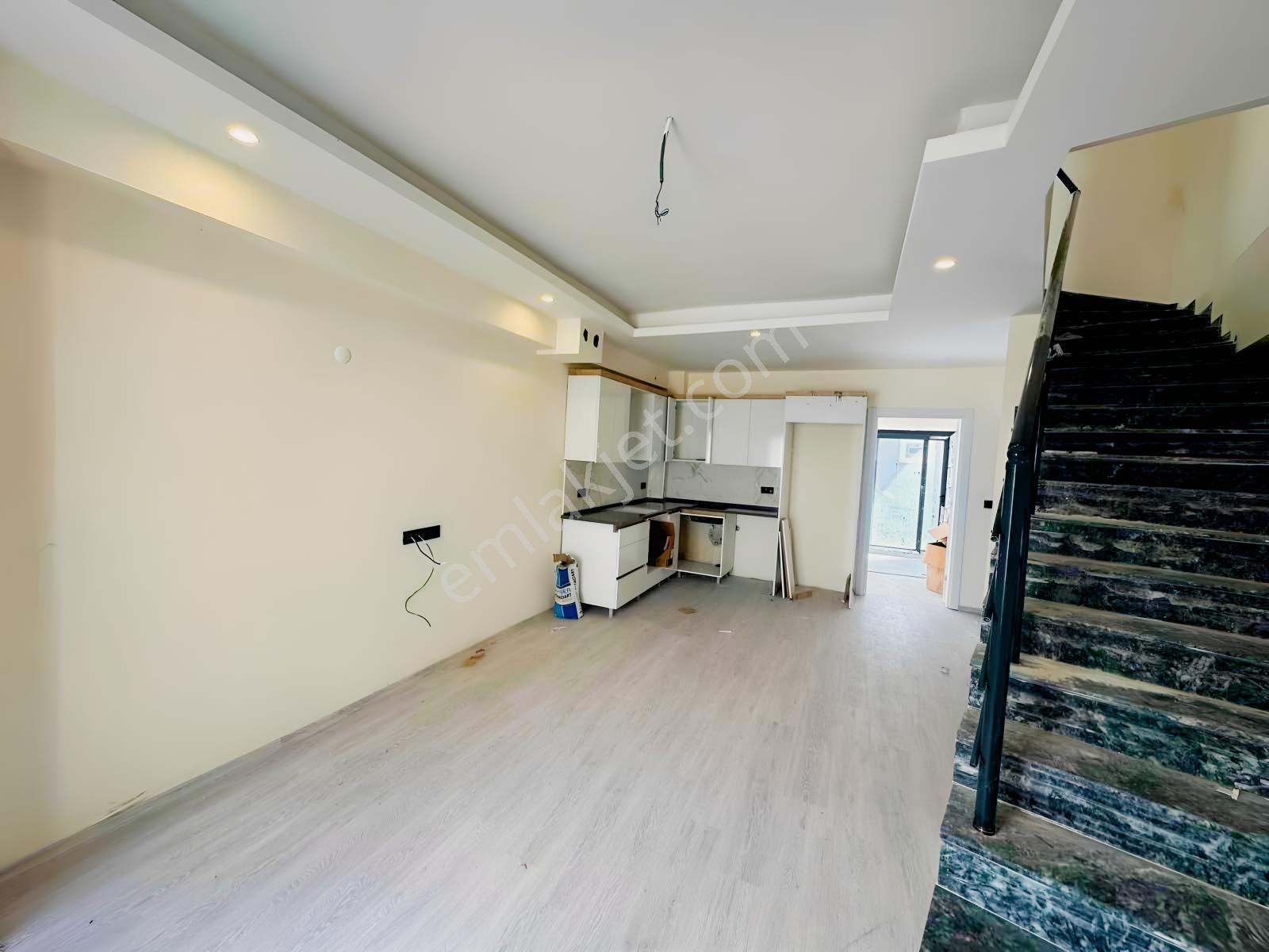 Müstakil Bahçeli Sıfır Daire — fotoğraf 2