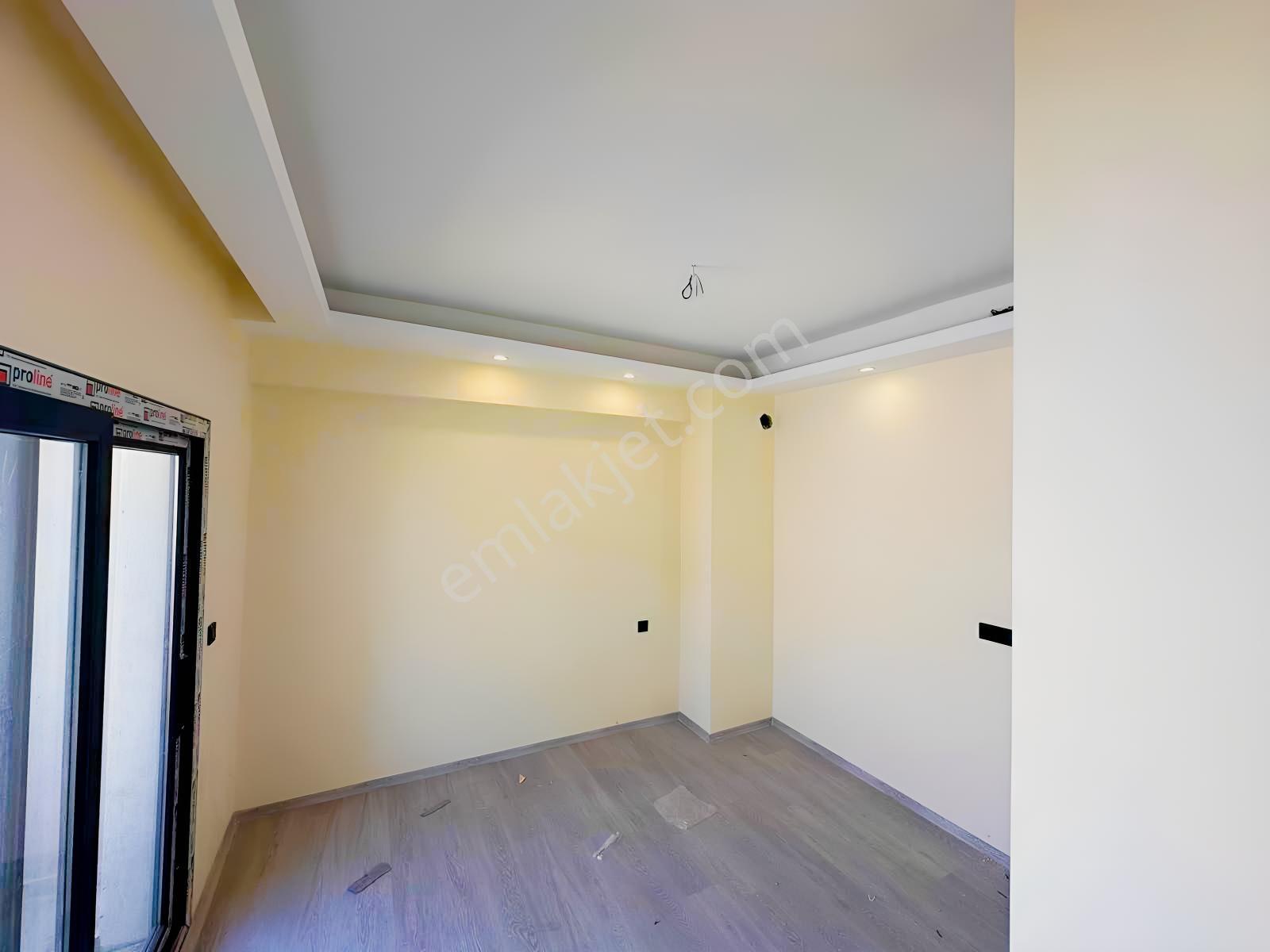 Müstakil Bahçeli Sıfır Daire — fotoğraf 13