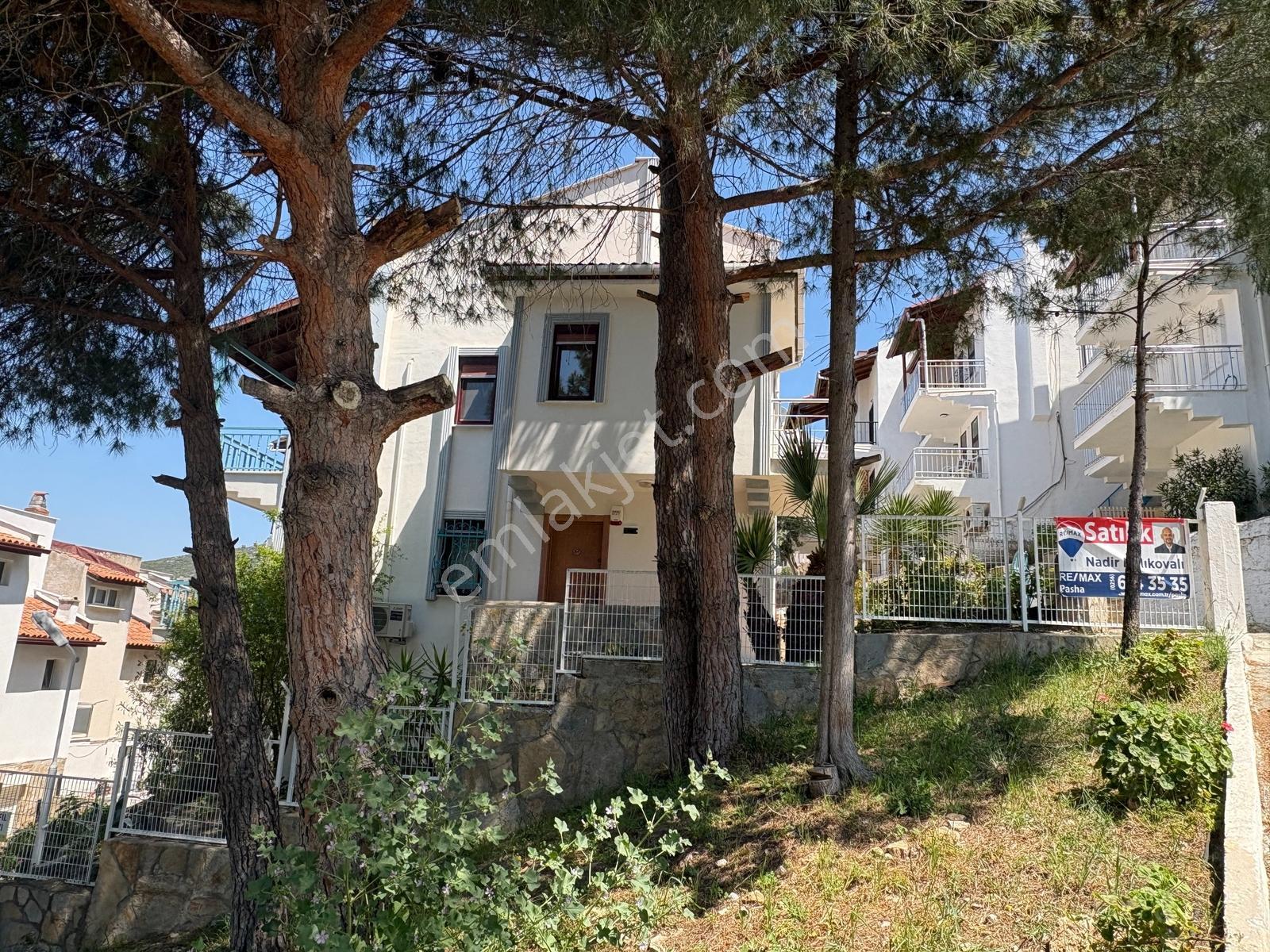 Kuşadası'nda Denize Yürüme Mesafesinde Satılık 4+1 Villa — fotoğraf 5