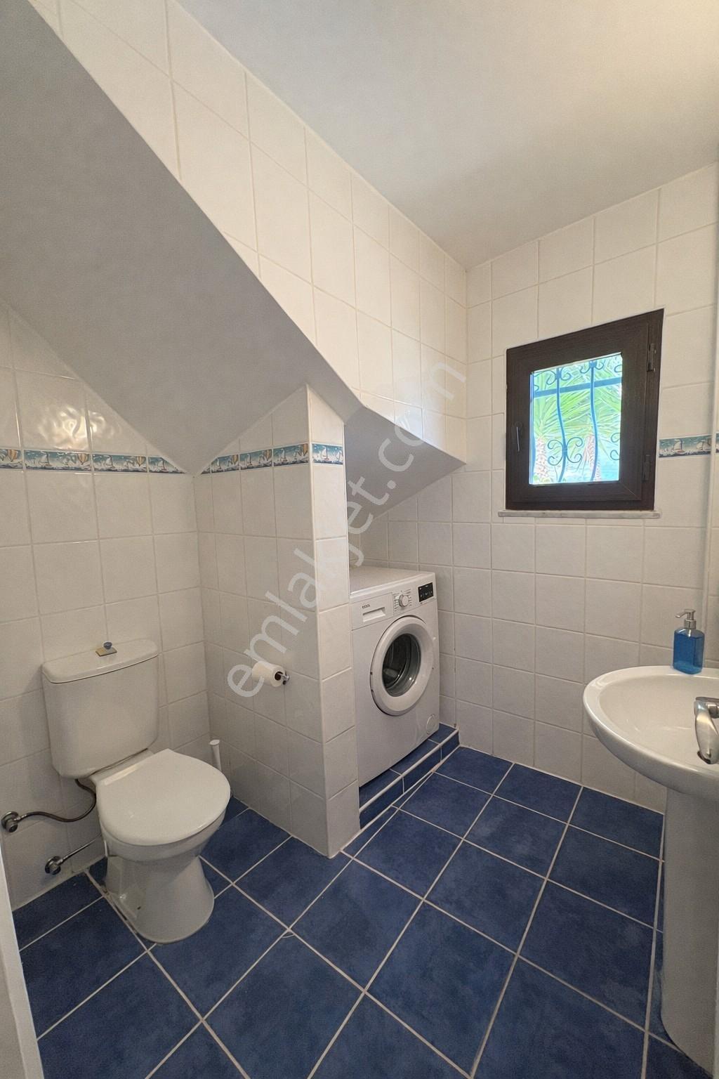 Kuşadası'nda Denize Yürüme Mesafesinde Satılık 4+1 Villa — fotoğraf 26