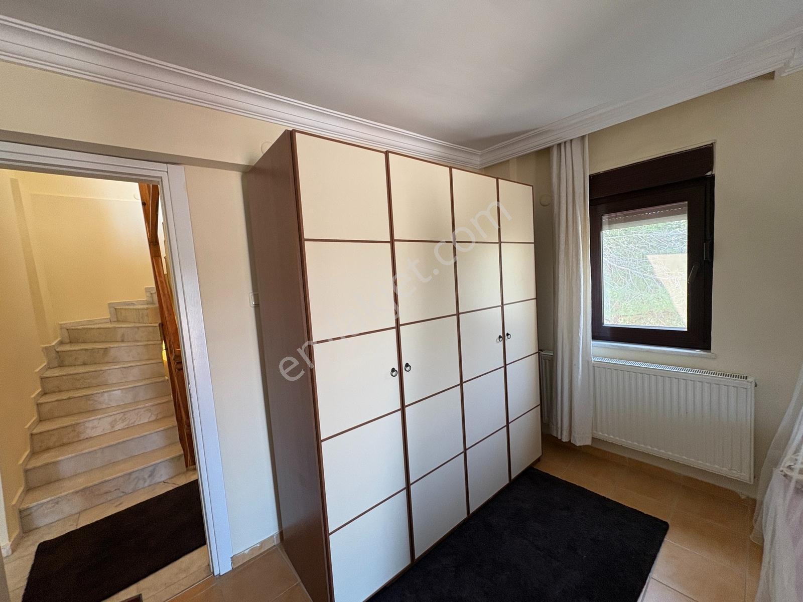 Kuşadası'nda Denize Yürüme Mesafesinde Satılık 4+1 Villa — fotoğraf 29