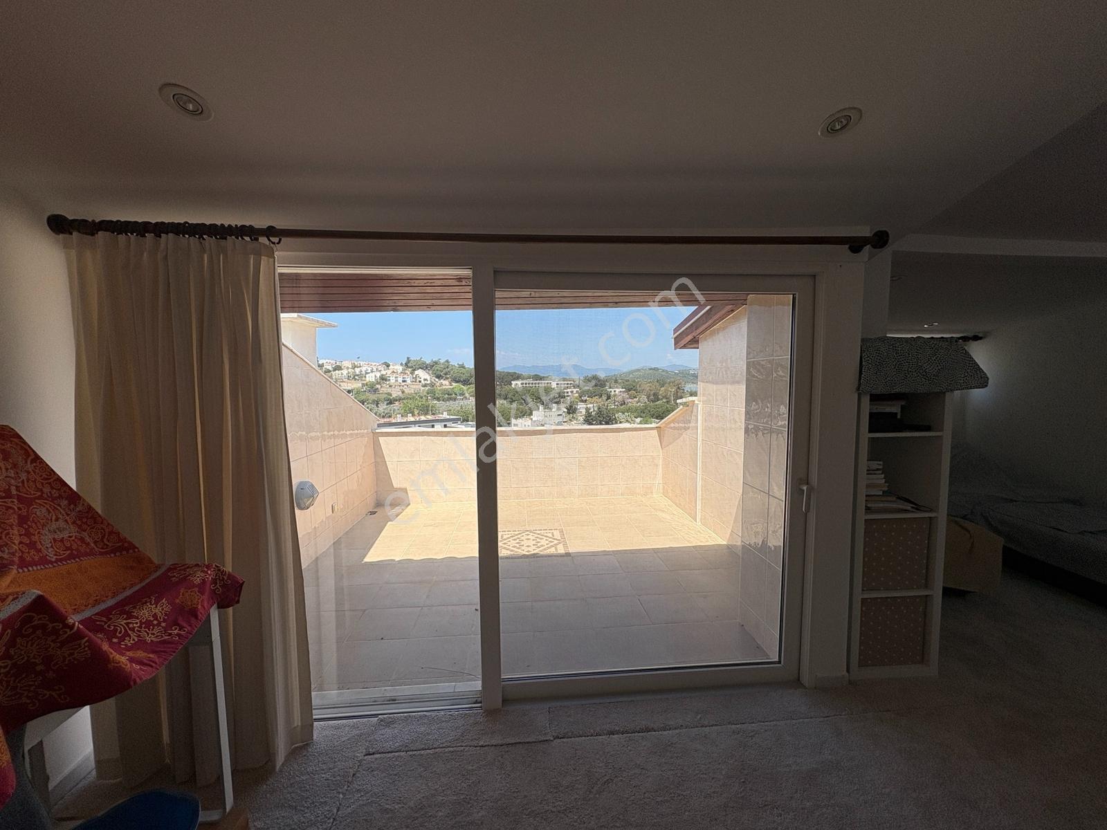 Kuşadası'nda Denize Yürüme Mesafesinde Satılık 4+1 Villa — fotoğraf 39