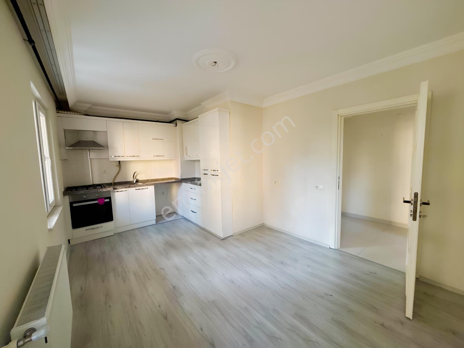 Yenimahallede Geniş 2+1, Ayrı Mutfaklı, Ebeveyn Banyolu Daire — fotoğraf 10