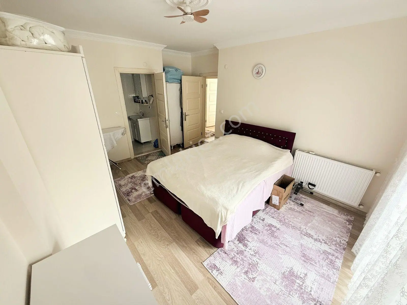▀güç'ten▀ Altınkum'da Ön Cephe Ebeveynli Ara Kat Geniş 3+1 Daire — fotoğraf 7