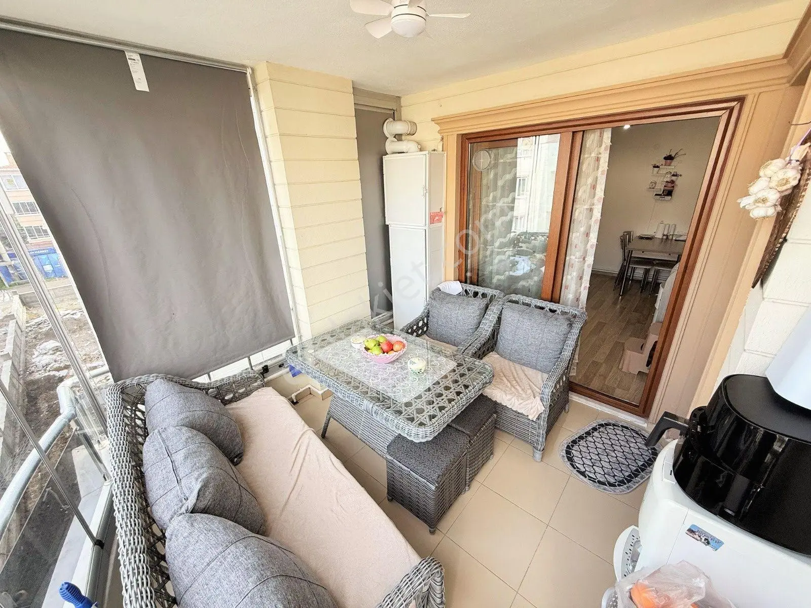 ▀güç'ten▀ Altınkum'da Ön Cephe Ebeveynli Ara Kat Geniş 3+1 Daire — fotoğraf 19