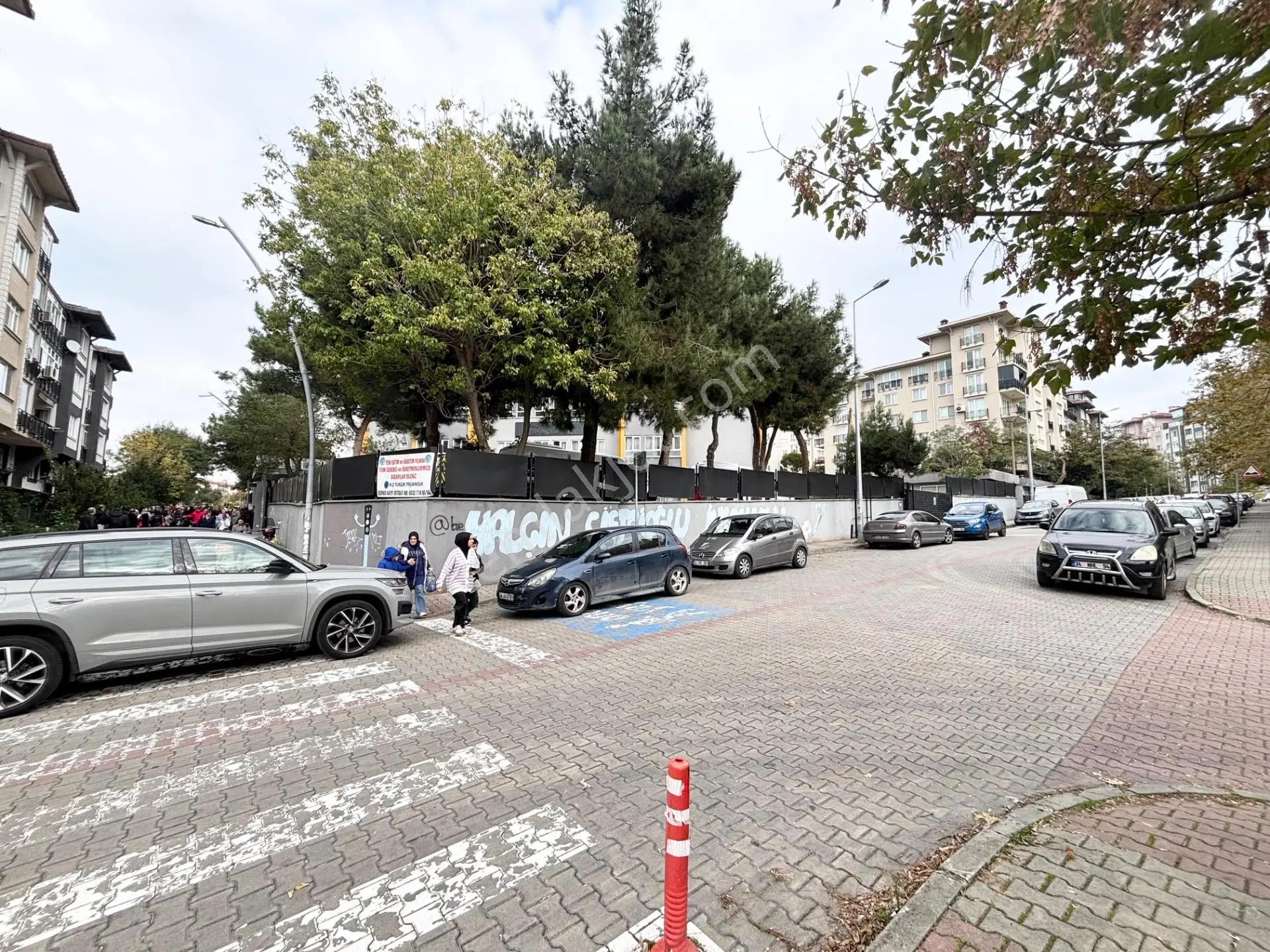 Sinanoba Mah İbrahimzade Cad. Emlak Konut Satılık 3+1 For Sale