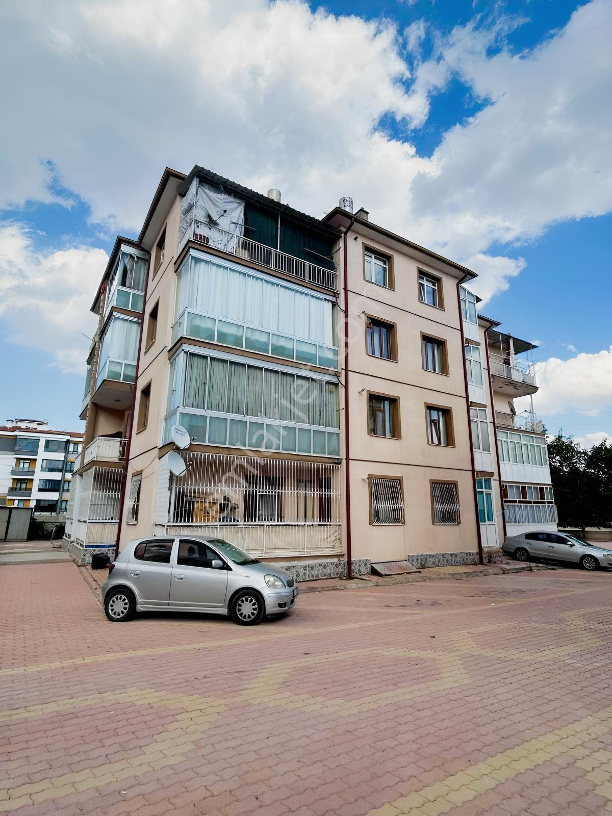 Cengizler'Den Akşemsettin'De 3+1 Satılık Sonkat Daire
